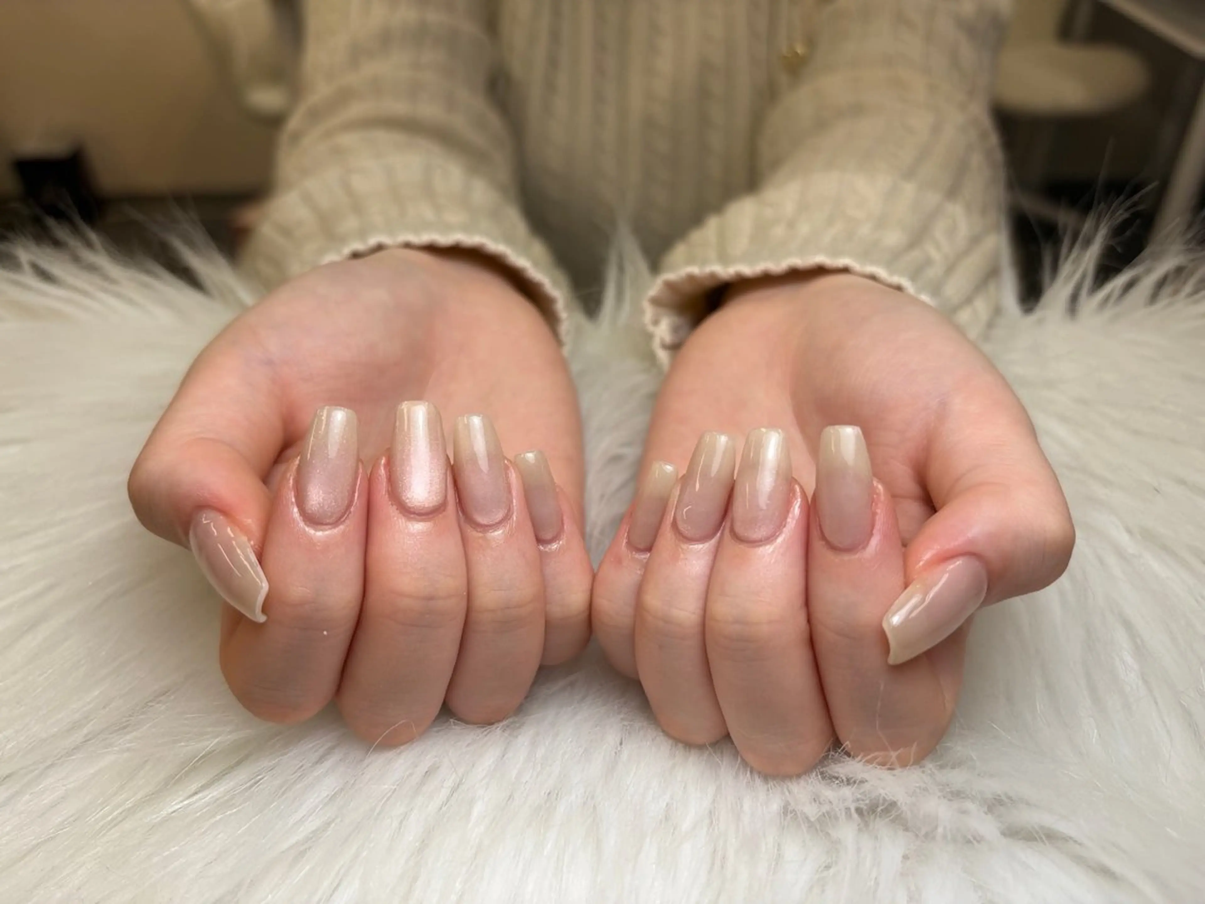 ネイル アートネイル フレンチネイル ジェルネイル ニュアンスネイル オフィスネイル Nie Nail Salon所属・Nie Nail Shinokuboのネイルデザイン