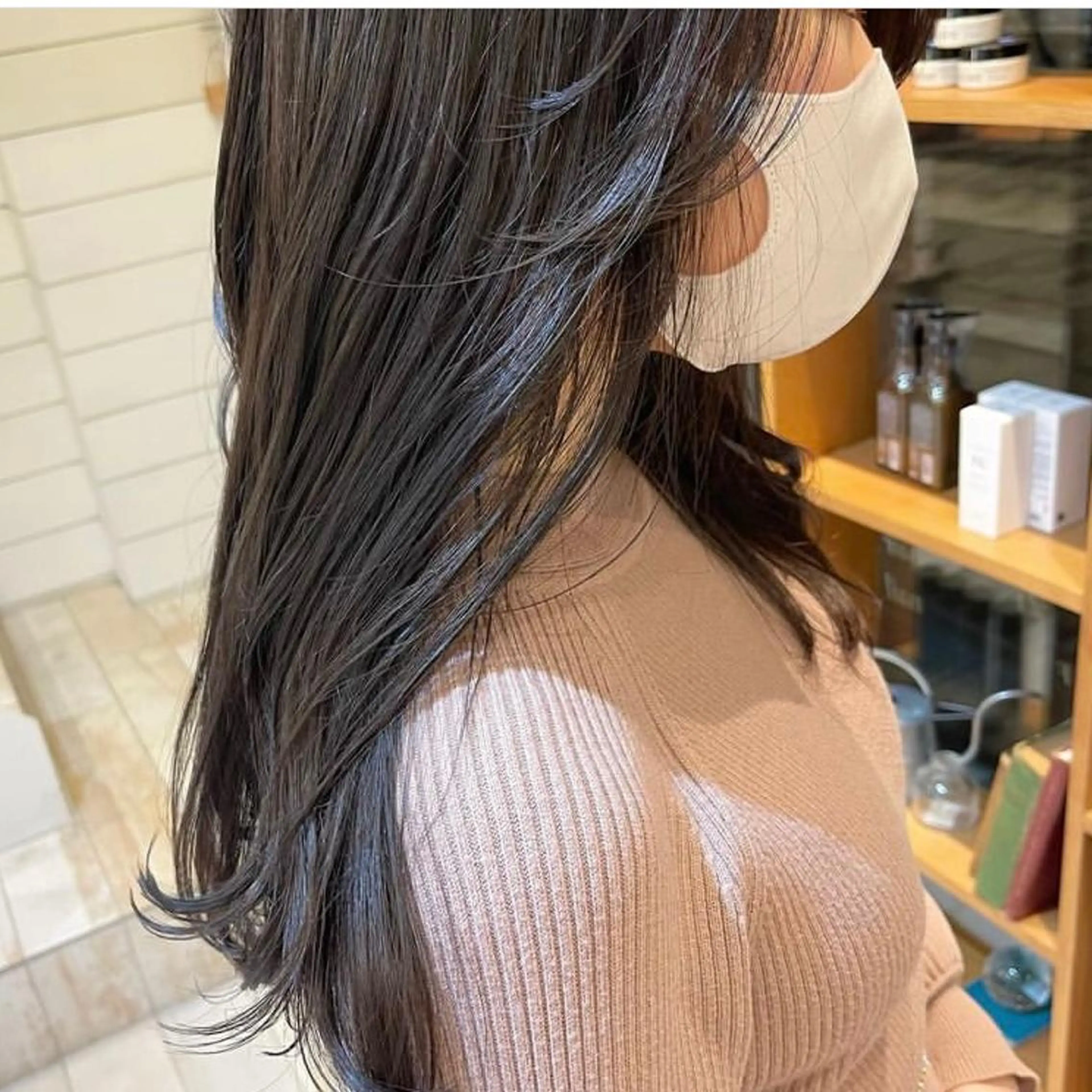 ロング 顔まわりレイヤー レイヤーカット 🕊️透明感カラー/ 渋谷🕊️Aonaのヘアスタイル