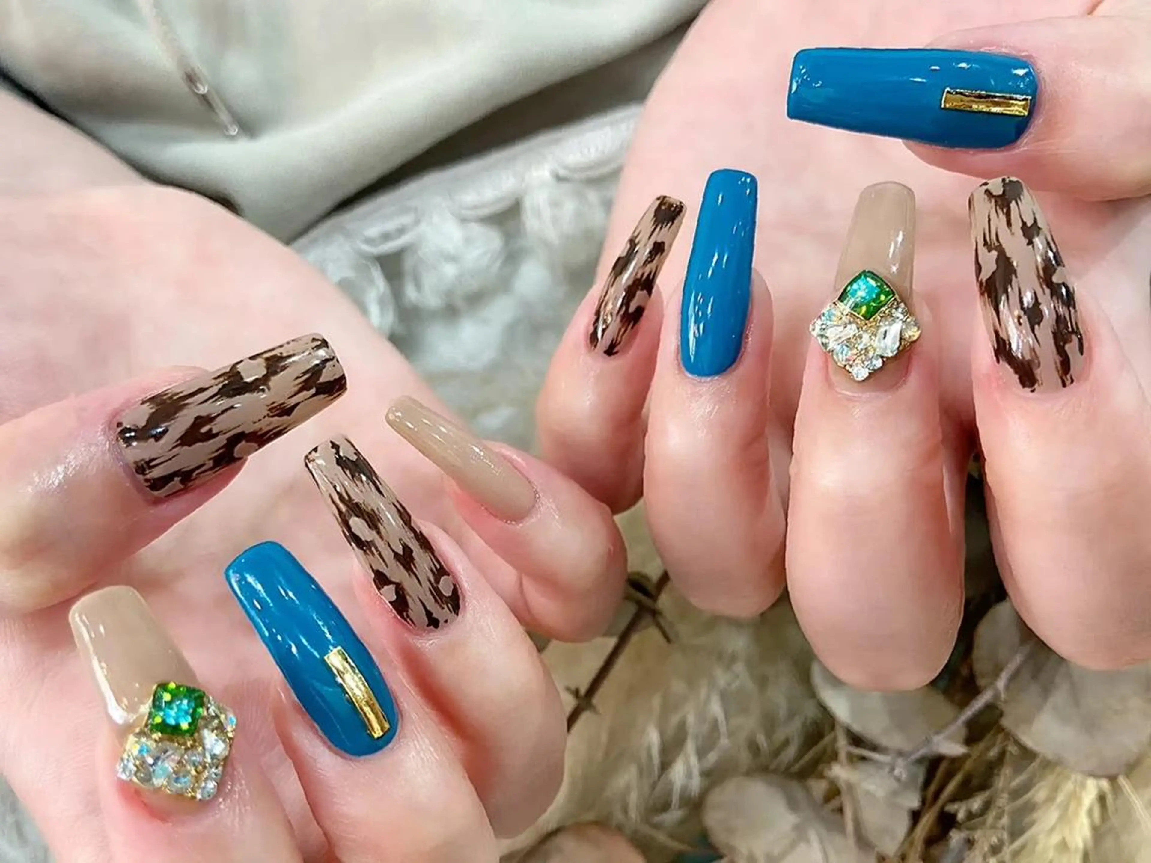 ネイル nailsalon Mirrorのネイルデザイン