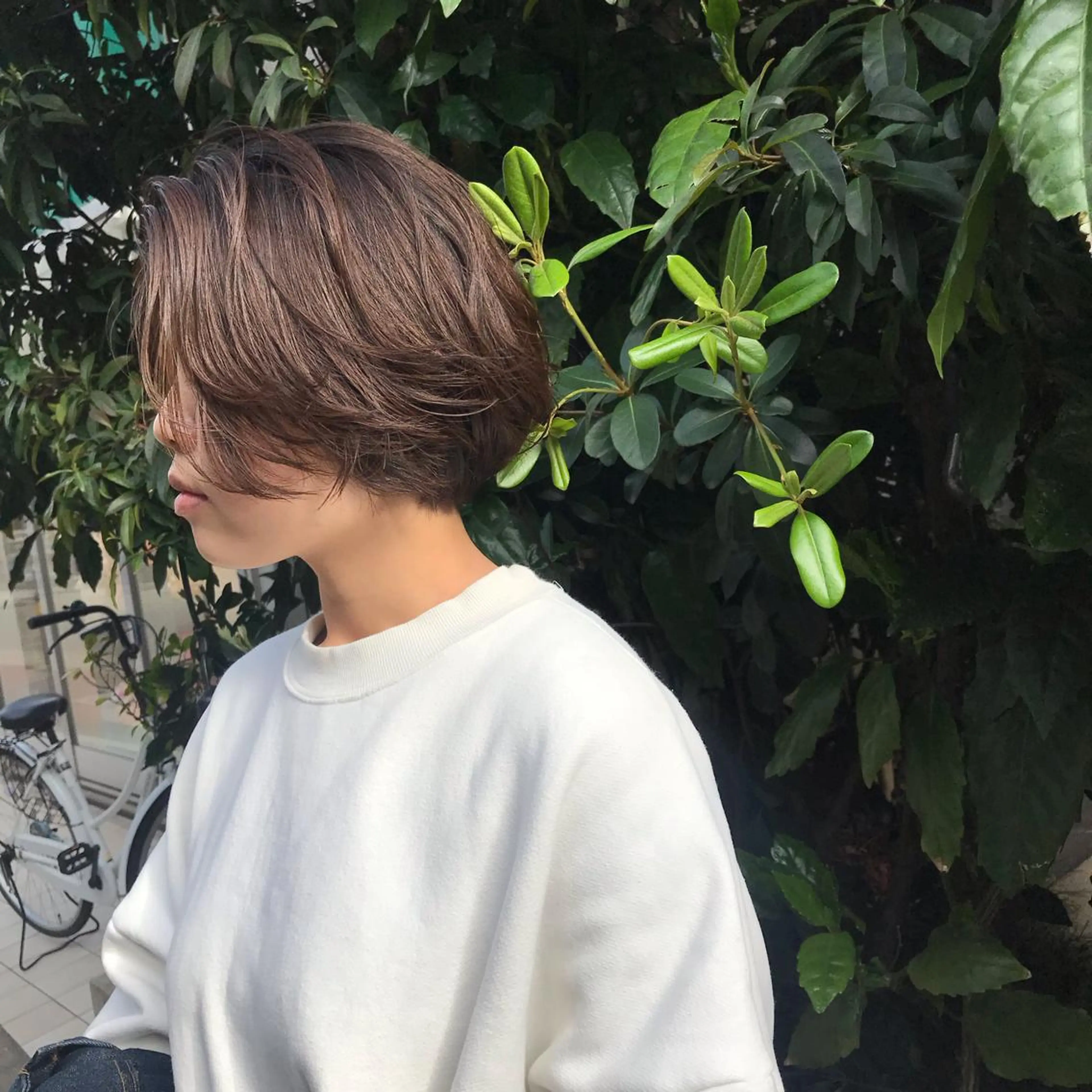ショート カラー ブラウンカラー ショートヘア HARUNA🤍 色持ち良いツヤ髪のヘアスタイル