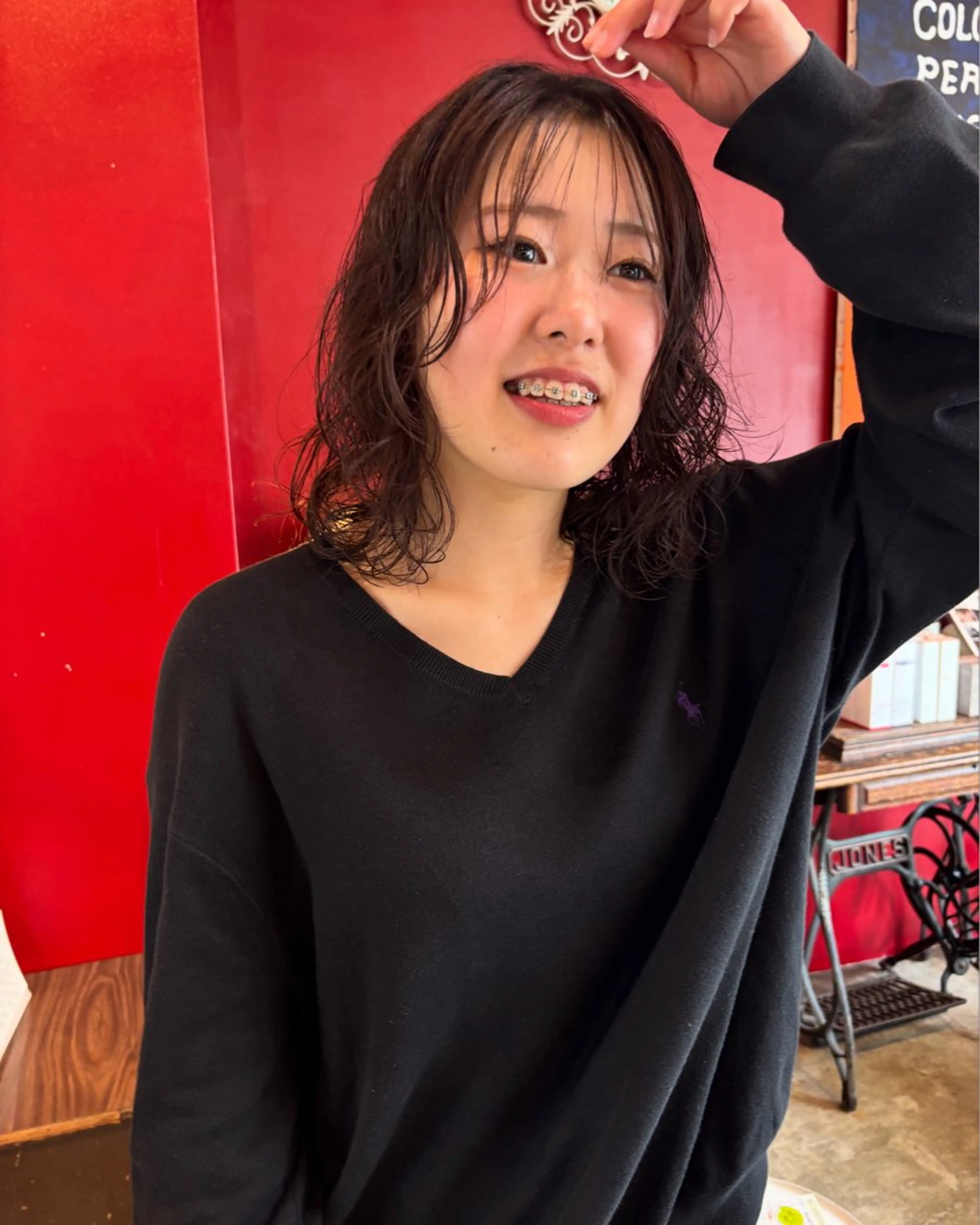 ミディアム パーマ 小日向 沙織のヘアスタイル