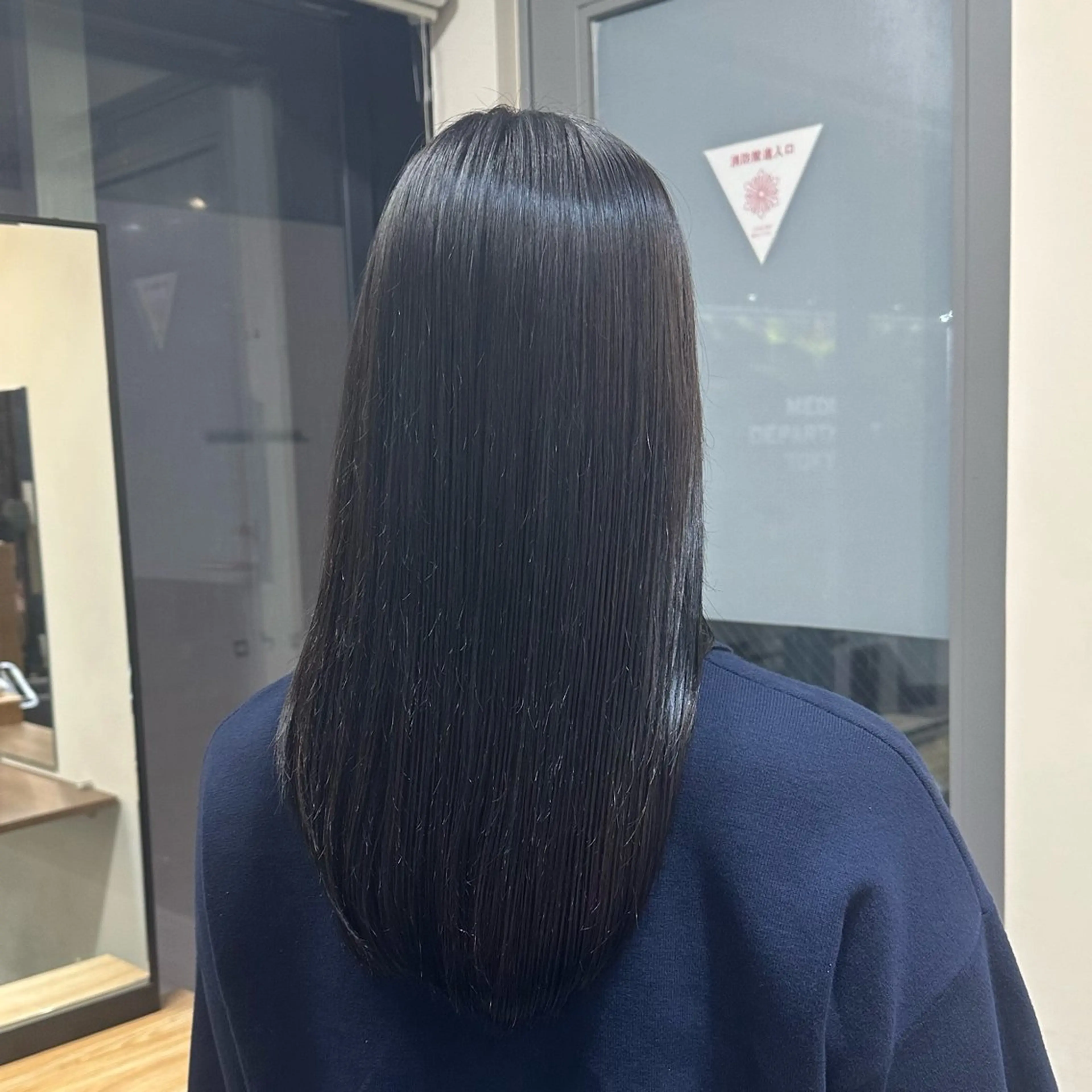 セミロング カラー ヘアアレンジ 縮毛矯正 カット 縮毛矯正 トリートメント ✨髪質改善💖 縮毛矯正💖mihoのヘアスタイル