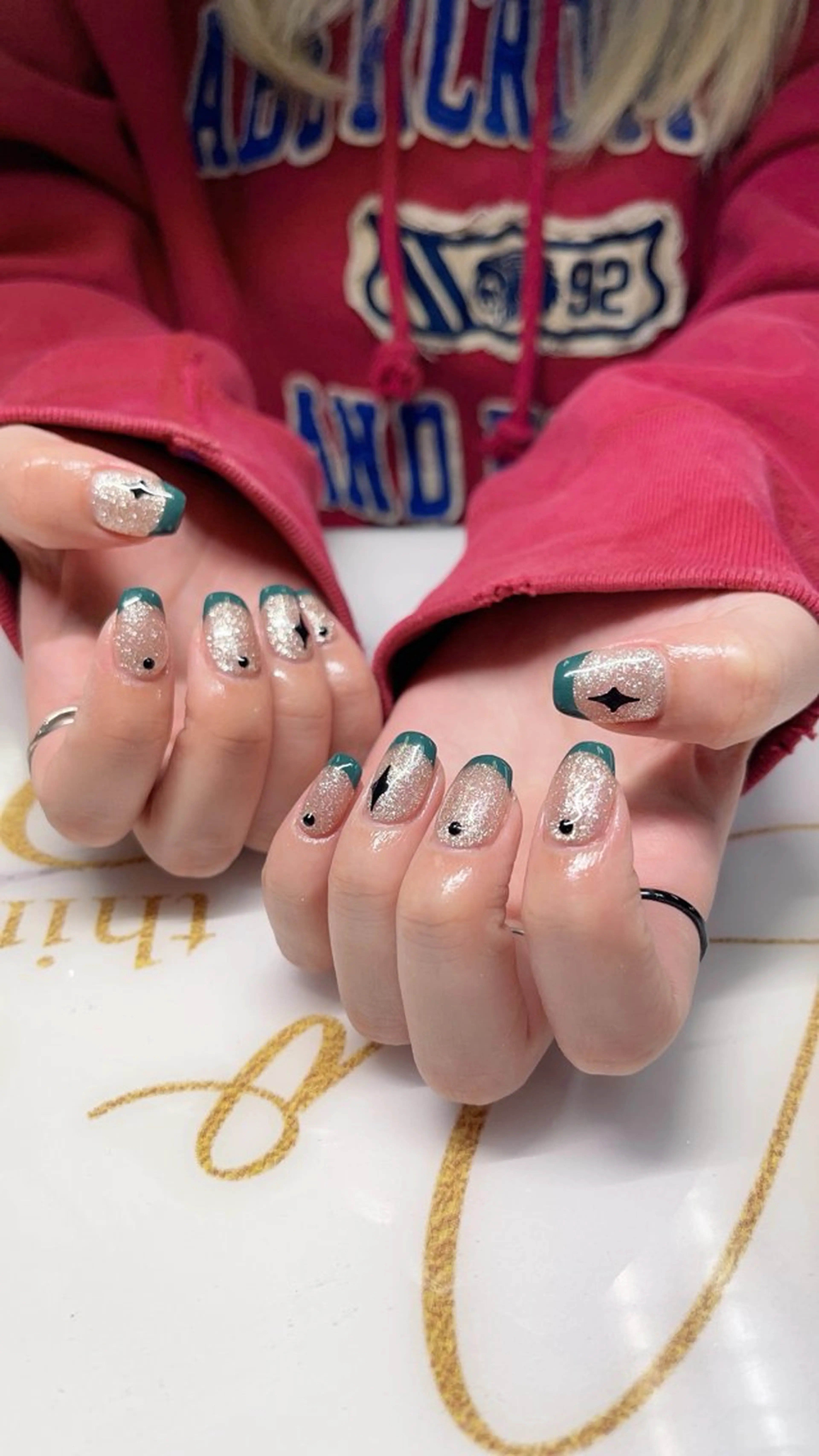 ネイル ルアナネイルサロン所属・ルアナネイル サロンのネイルデザイン