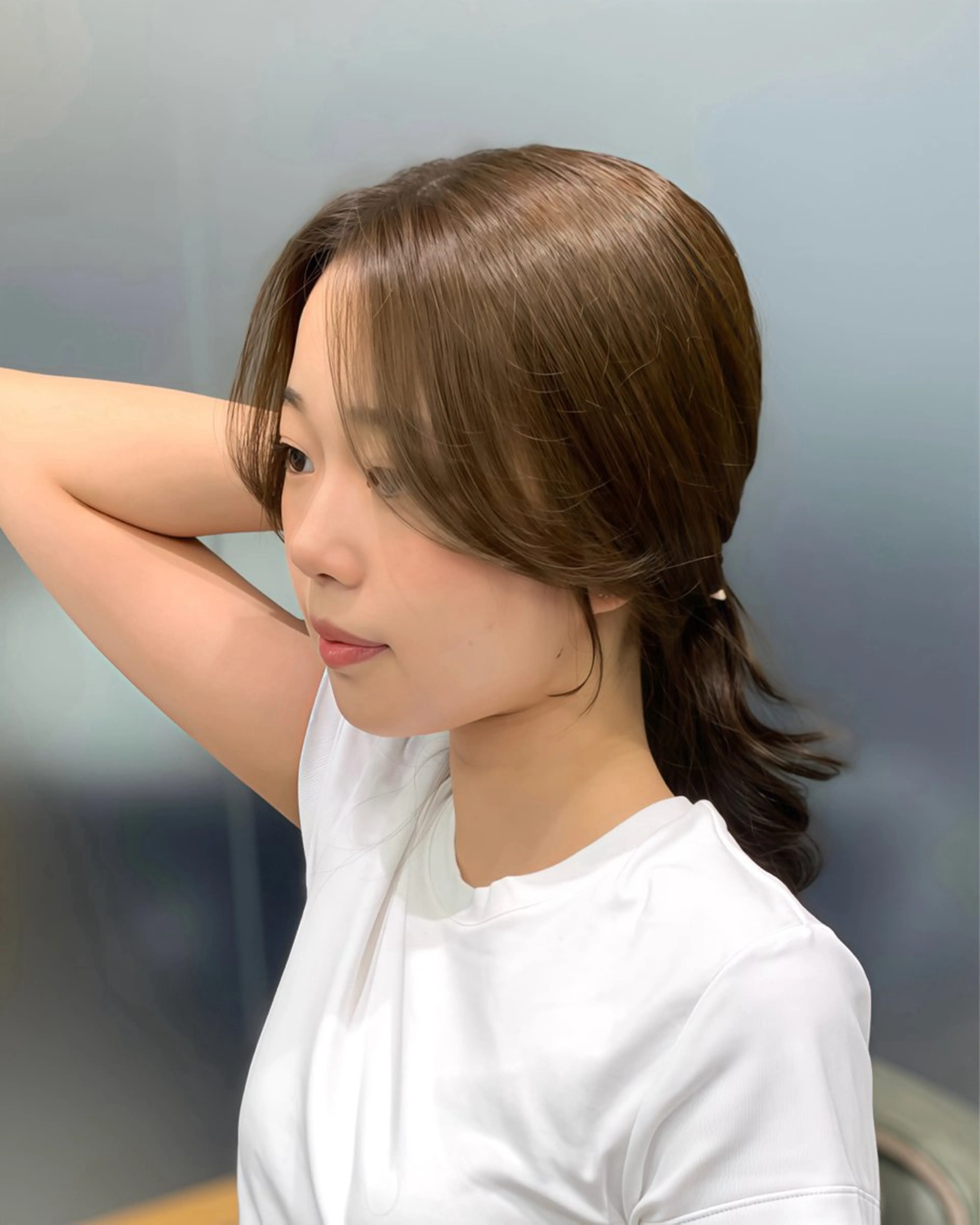 セミロング カット ヘアカラー shes茶屋町アリサ 🎀顔周り×韓国風のヘアスタイル