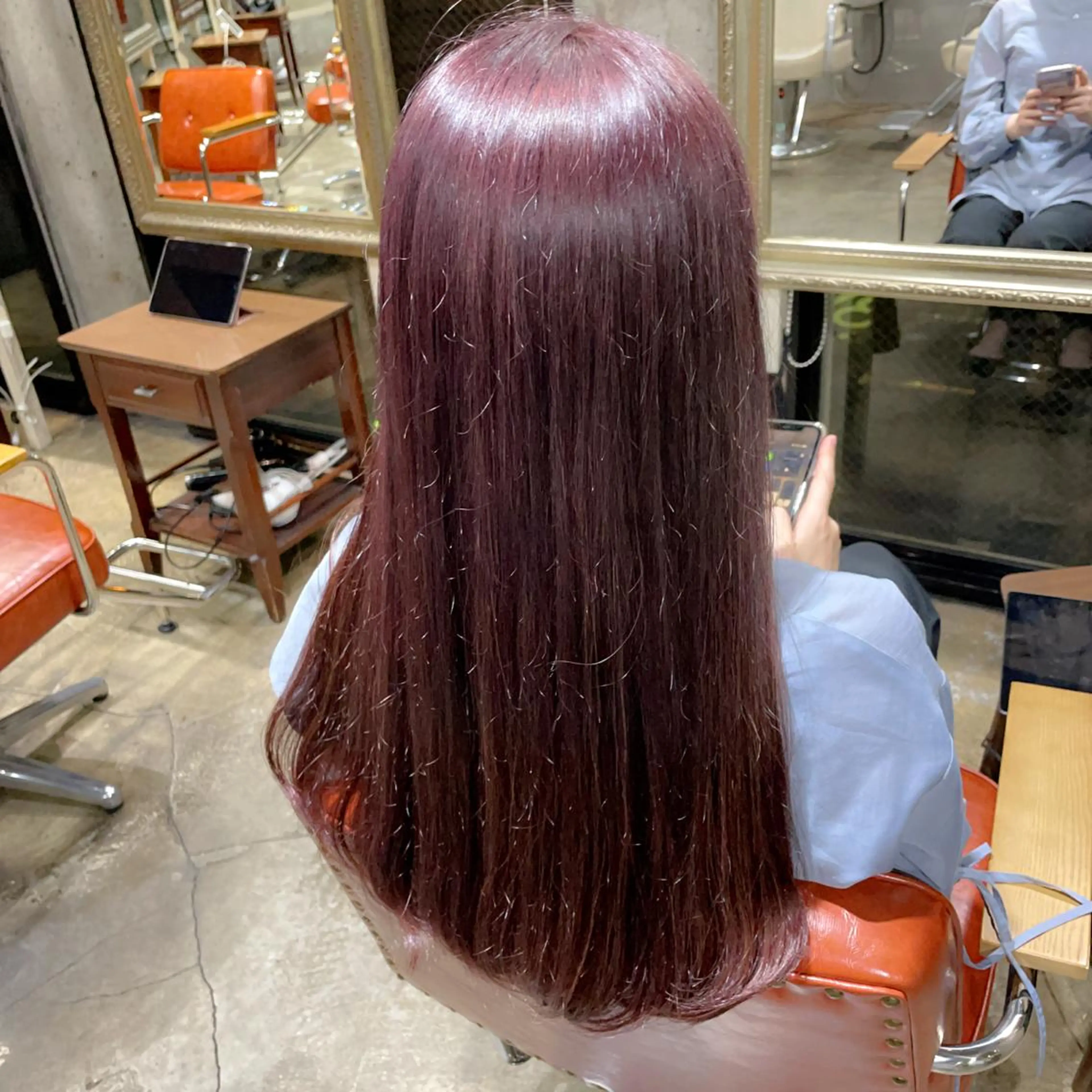 ロング カラー ベージュカラー ブリーチ ラベンダーカラー ラベンダーベージュ ヘアカラー 🕊miki モテ髪🫧のヘアスタイル