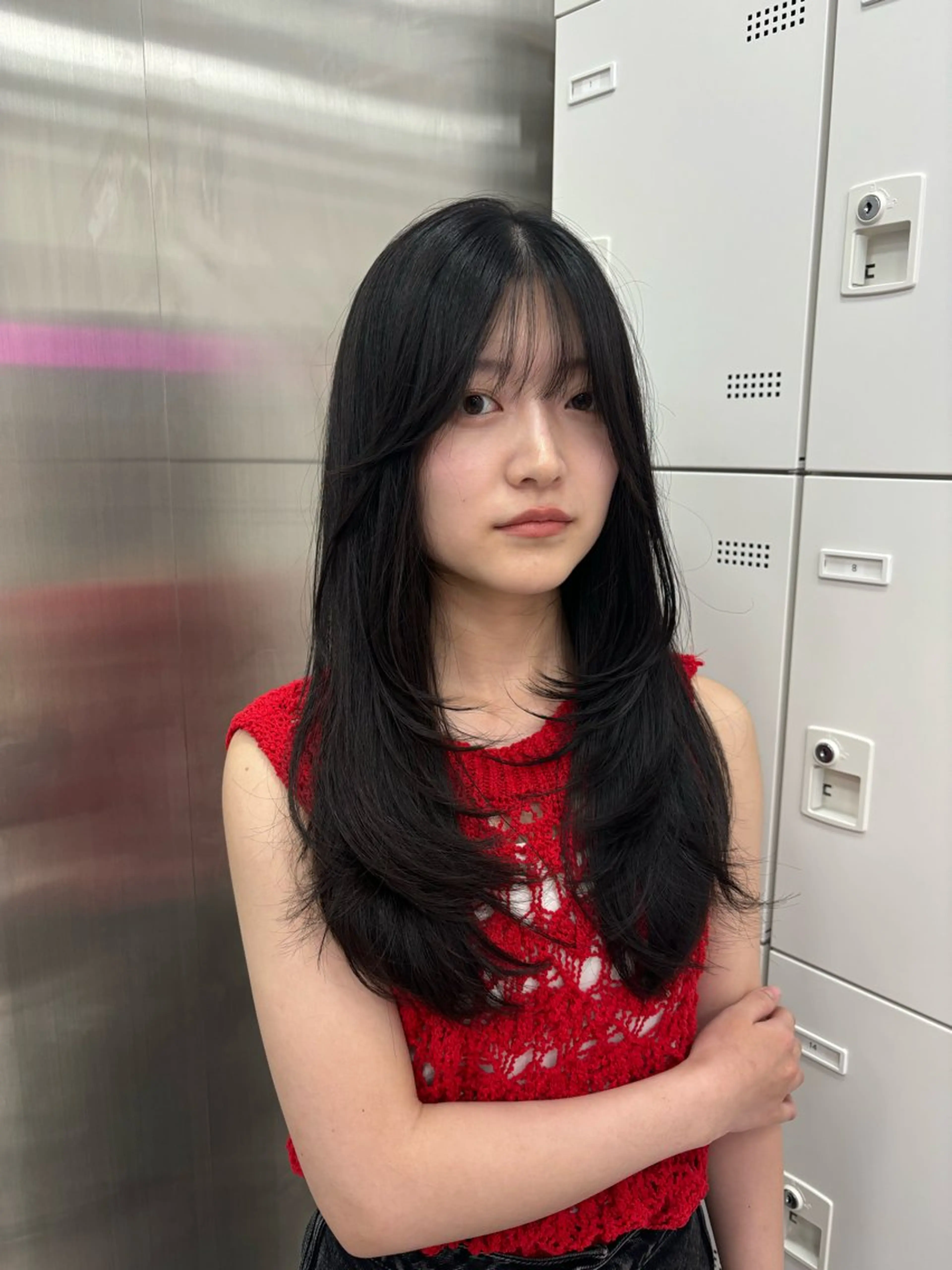 ロング カラー カット ヘアカラー トリートメント ヘッドスパ ヘアセット 韓国レイヤー ハッシュカットのヘアスタイル
