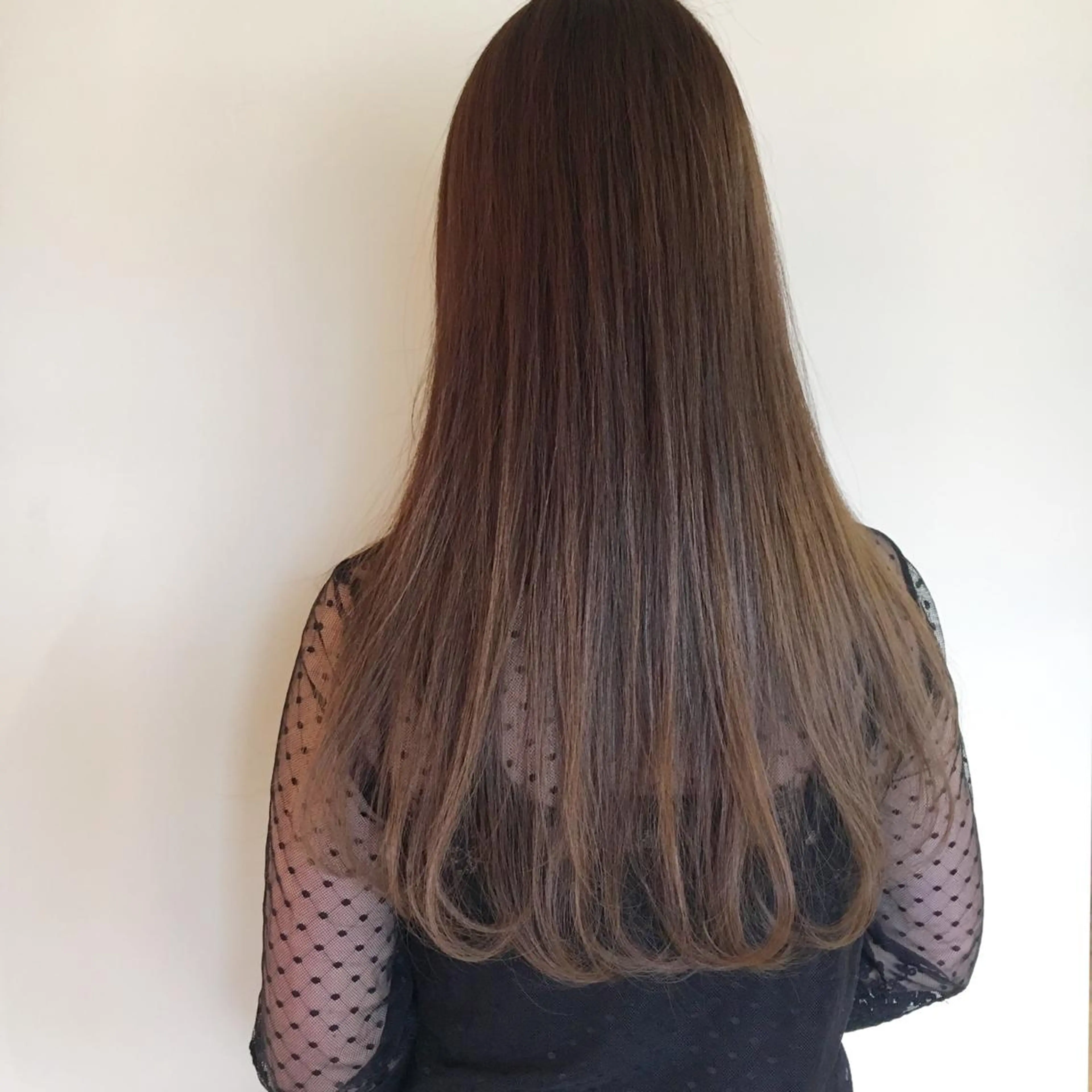 ロング カラー グラデーションカラー 上川 美幸のヘアスタイル