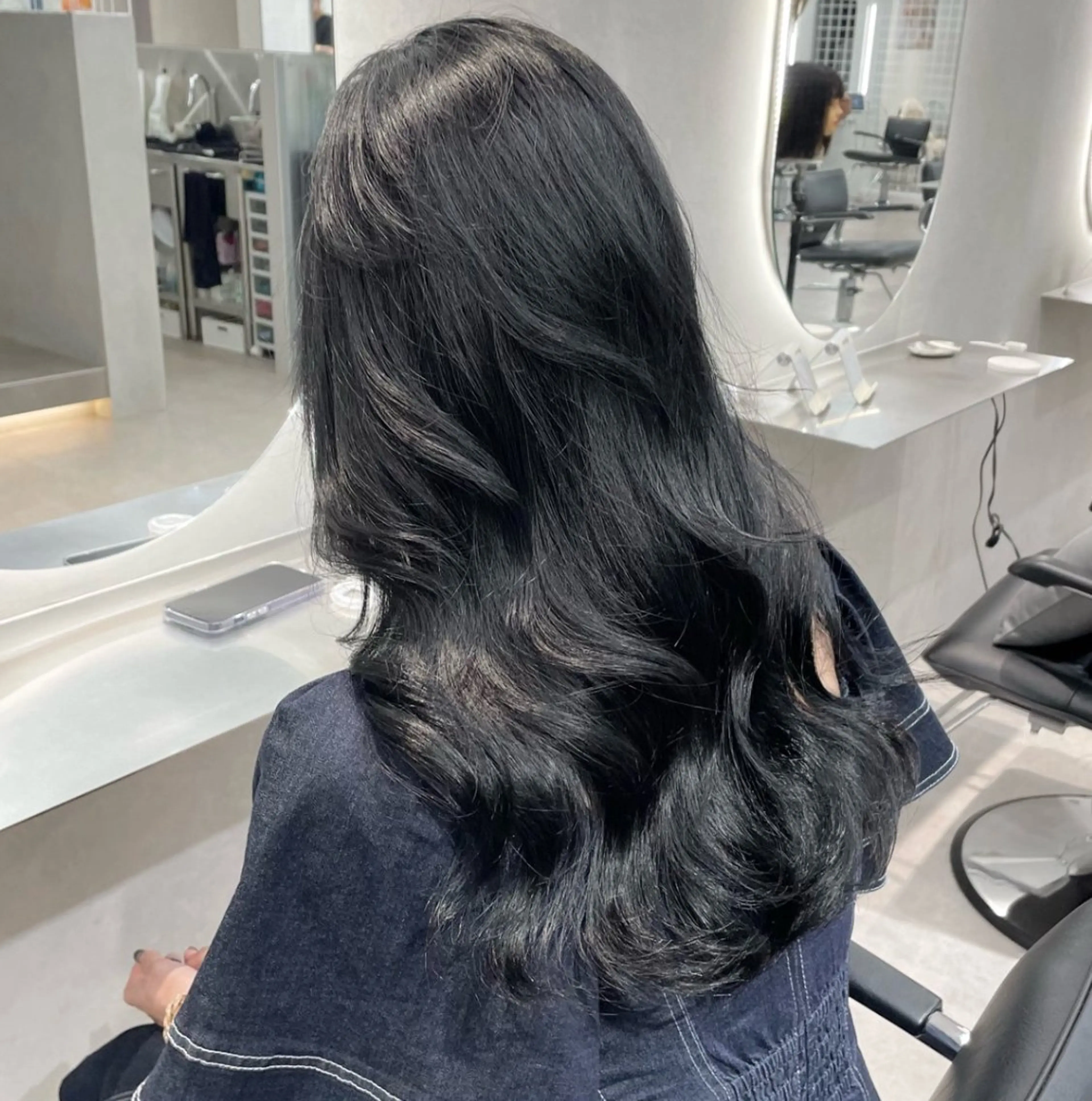 ロング ヘアカラー トリートメント 實方 ここ乃のヘアスタイル