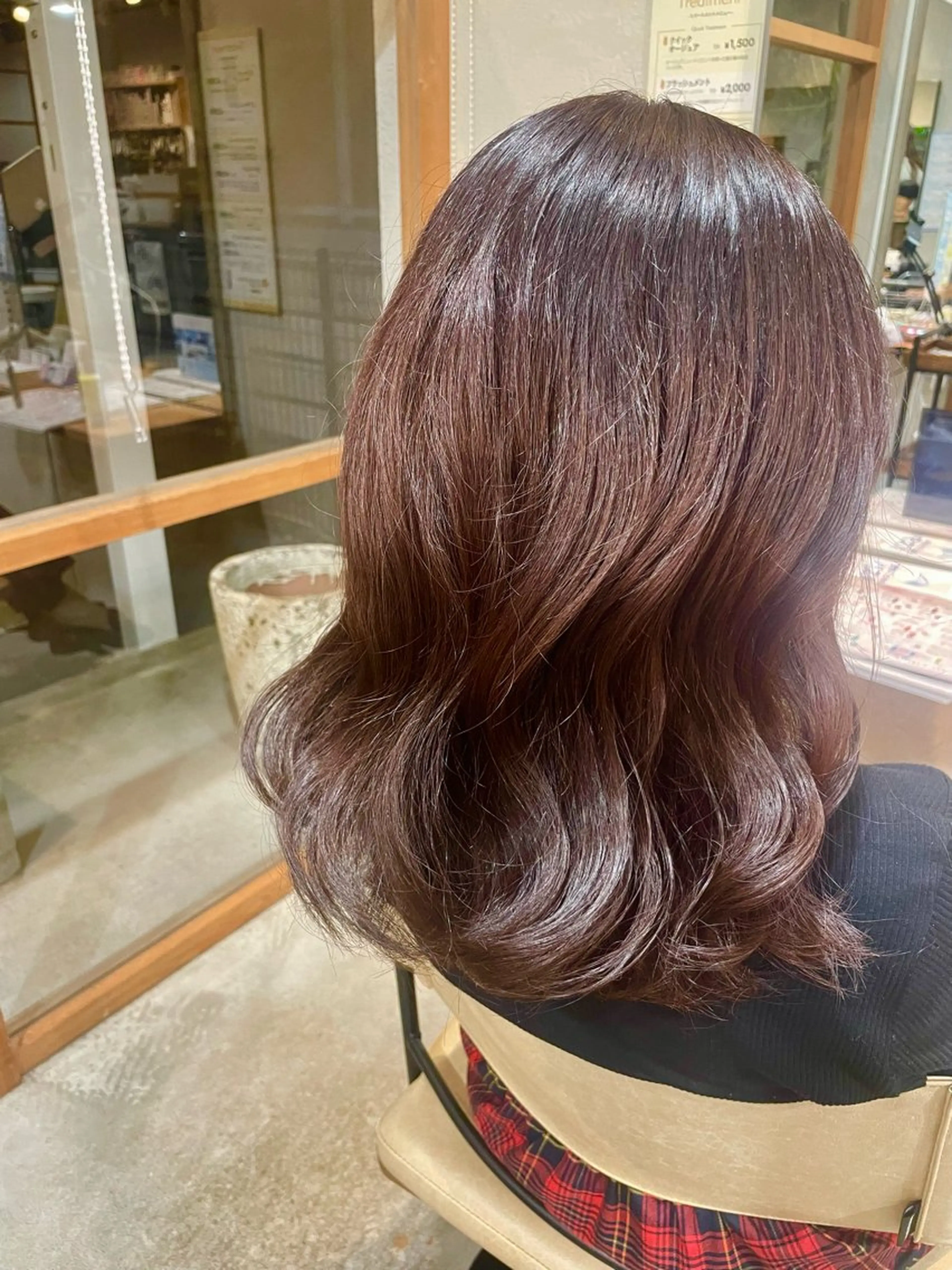 ロング カラー ブラウンカラー ピンクカラー ピンクブラウン ヘアカラー 笹川 桃歌のヘアスタイル