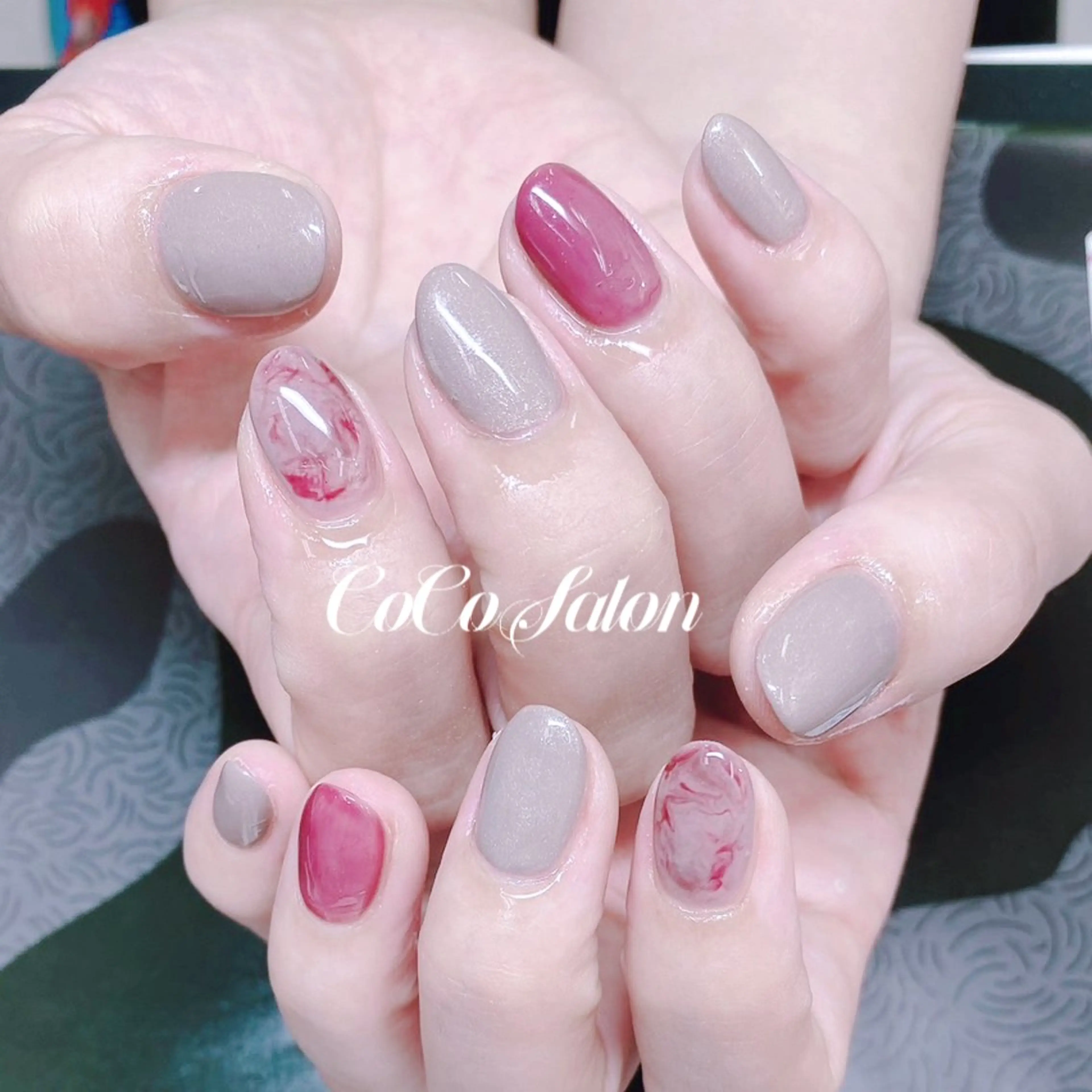ネイル ボルドー 長さ出し ジェルネイル ニュアンスネイル ワンカラーネイル CoCoSalon ネイル/まつ毛予約のネイルデザイン