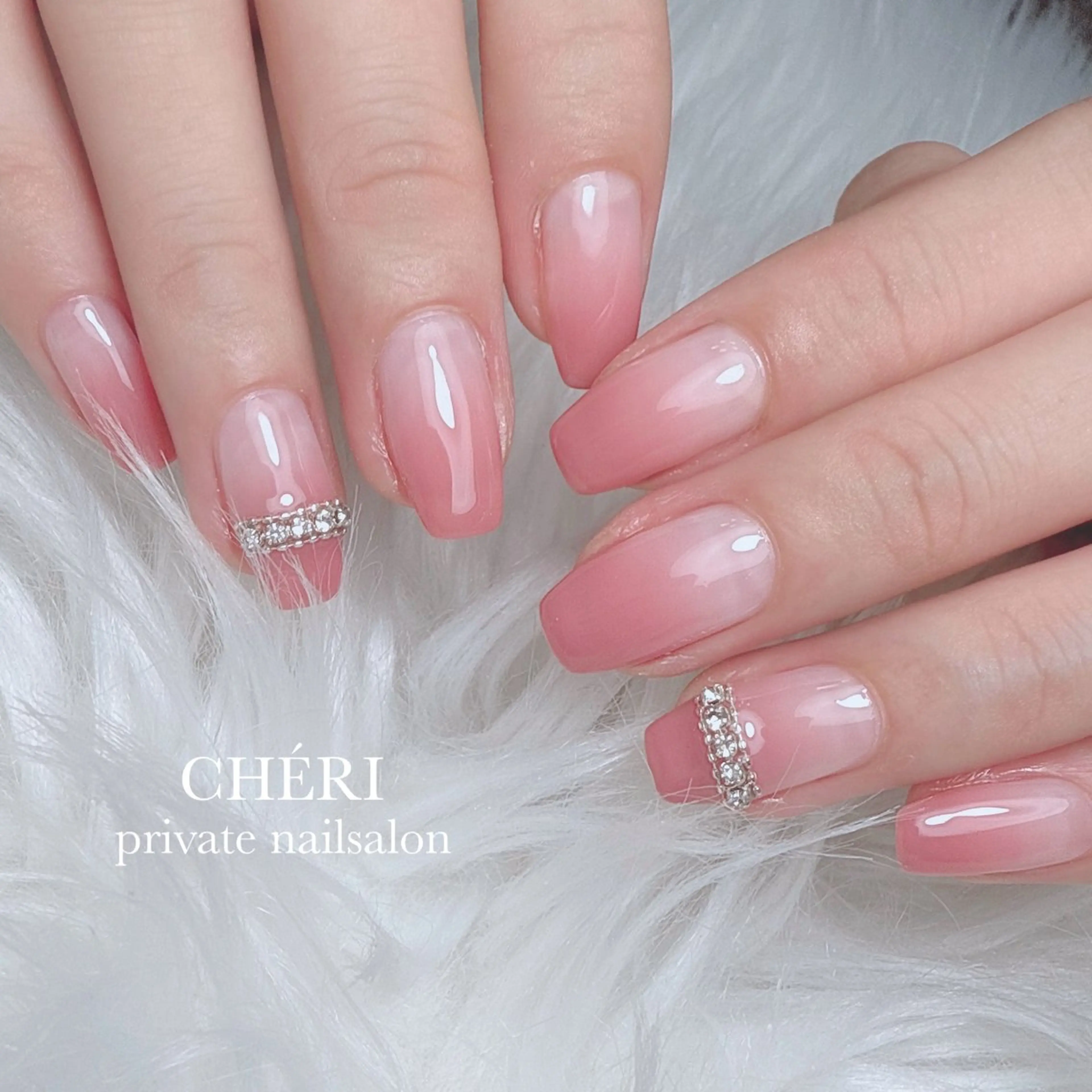 ネイル ハンドネイル CHÉRI .のネイルデザイン