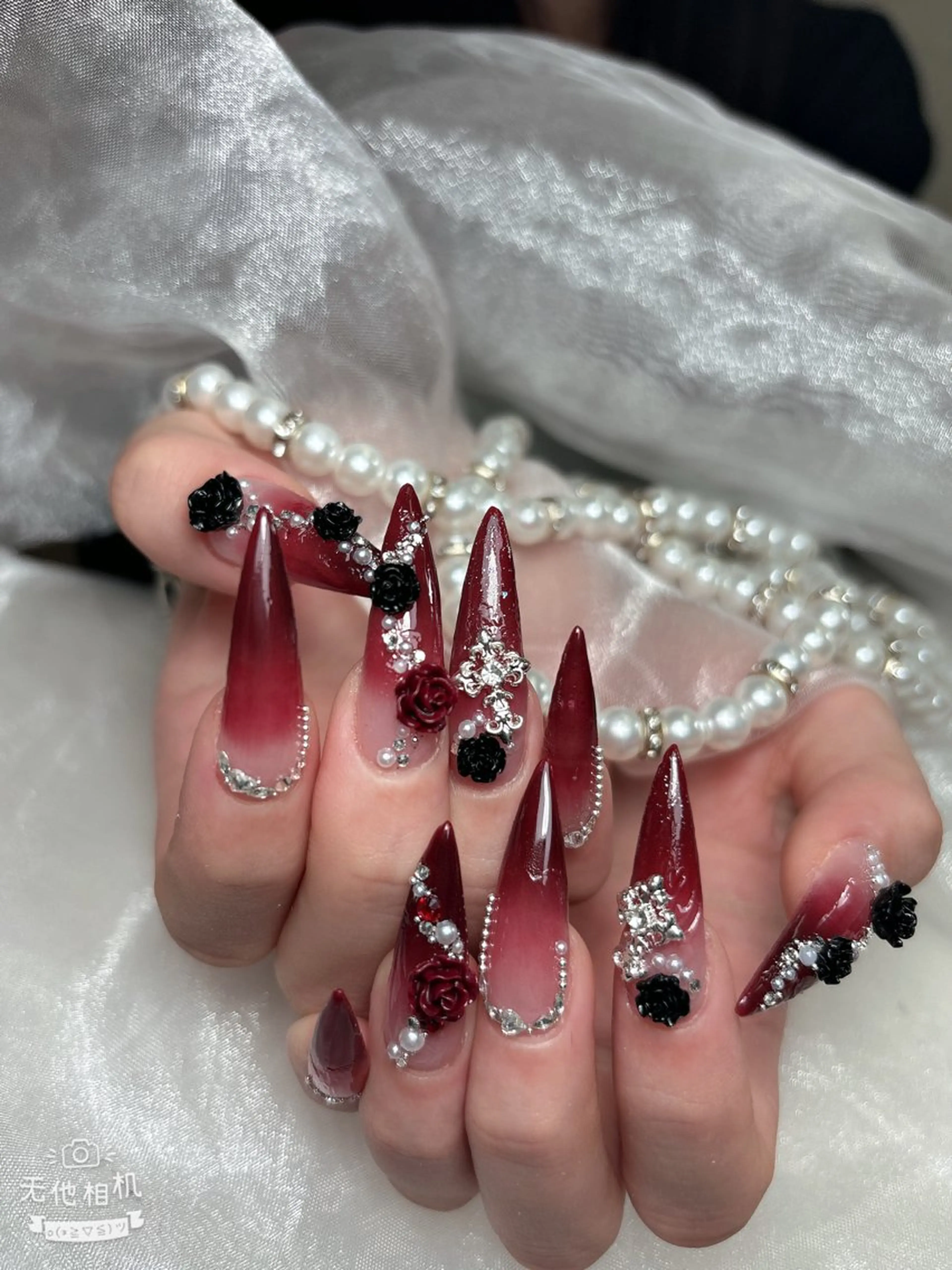 ネイル 成人式 ジェルネイル ロングネイル マグネットネイル ミディアムネイル ハンドネイル Momoa nail salon所属・MoMoA Nail ネイル長さ出し専門店のネイルデザイン