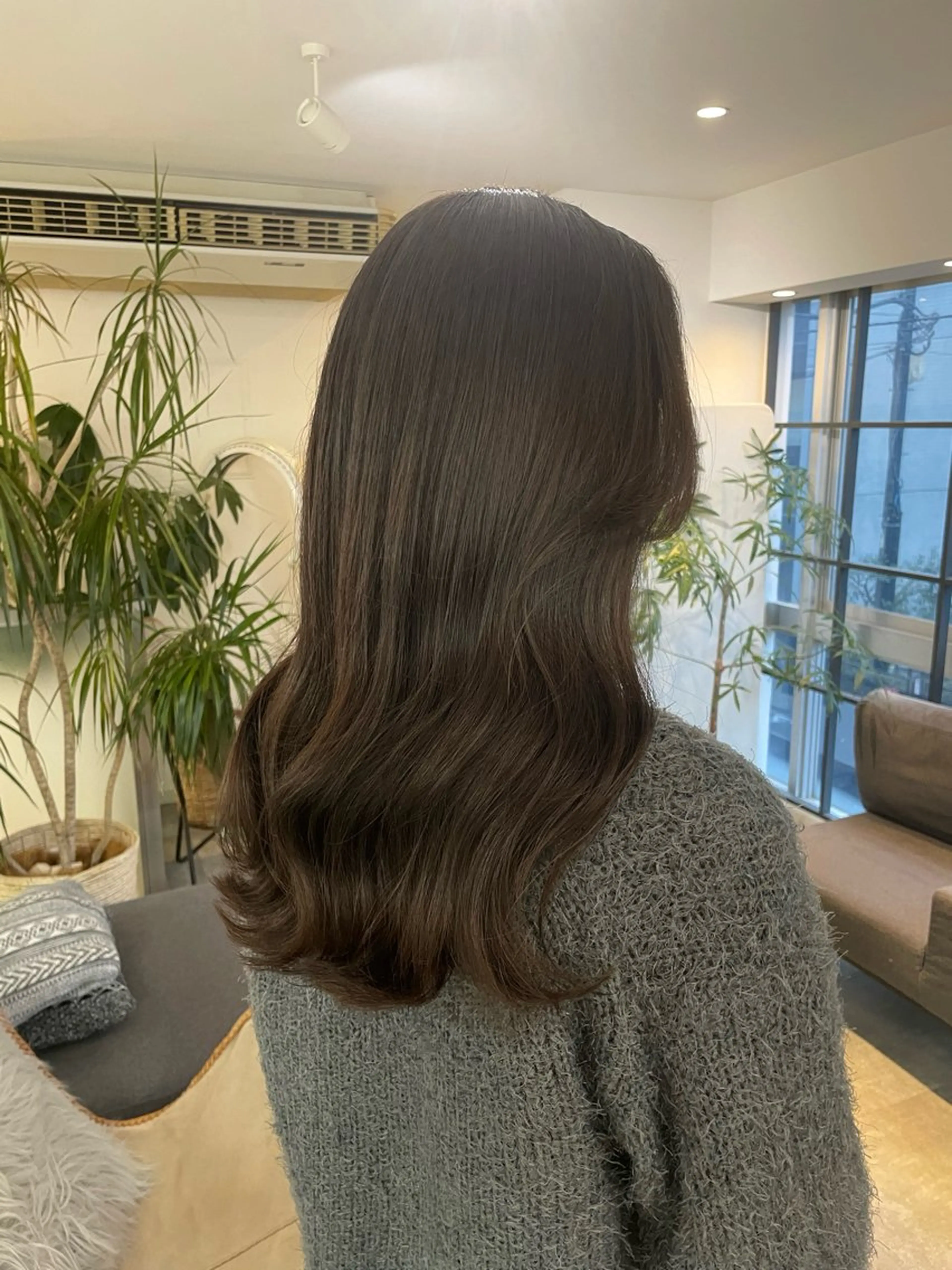 ロング カラー カット ヘアカラー トリートメント ヘッドスパ Jr.stylist 彩乃のヘアスタイル