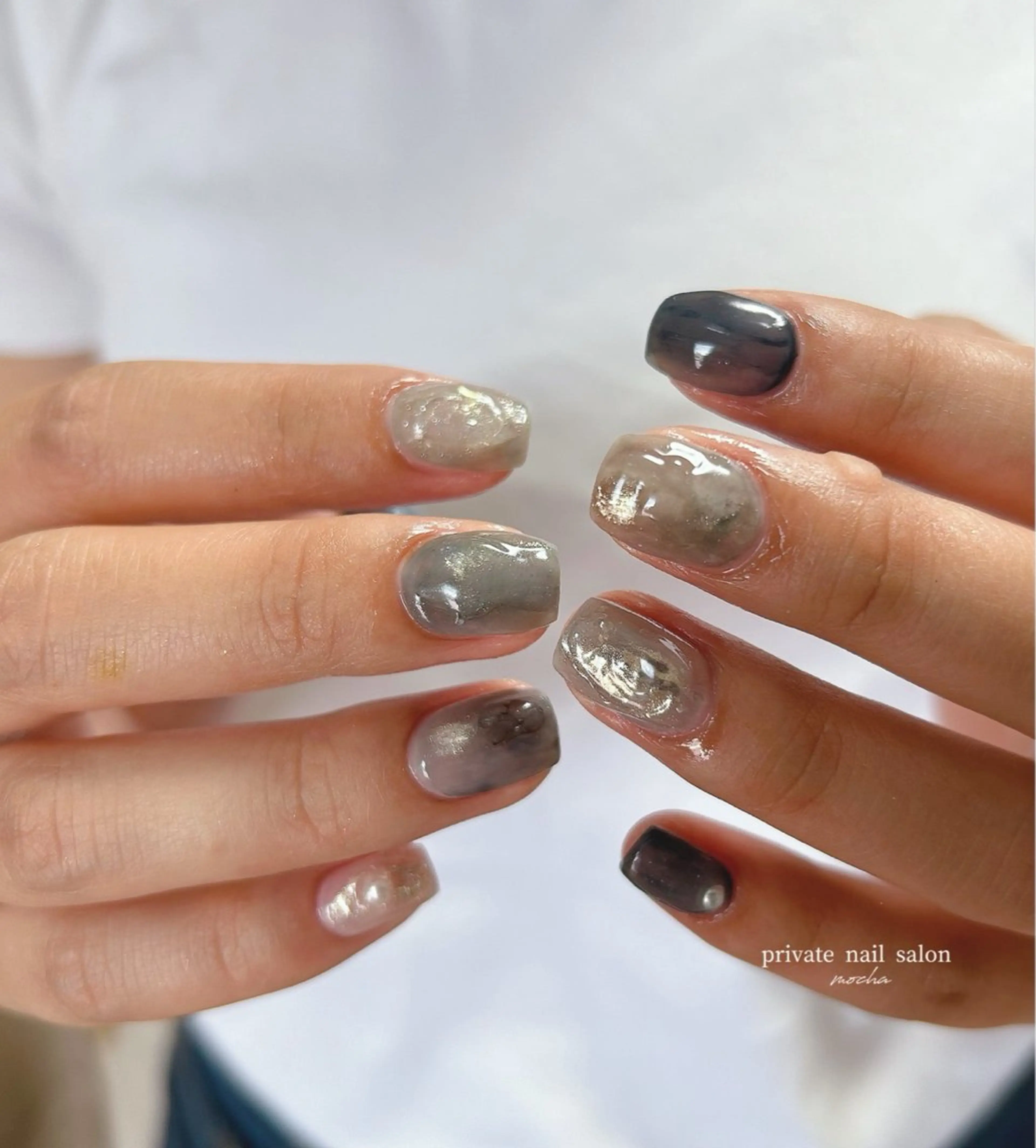 ネイル カジュアル フレンチネイル マグネットネイル ミラーネイル ニュアンスネイル ハンドネイル mocha nailのネイルデザイン