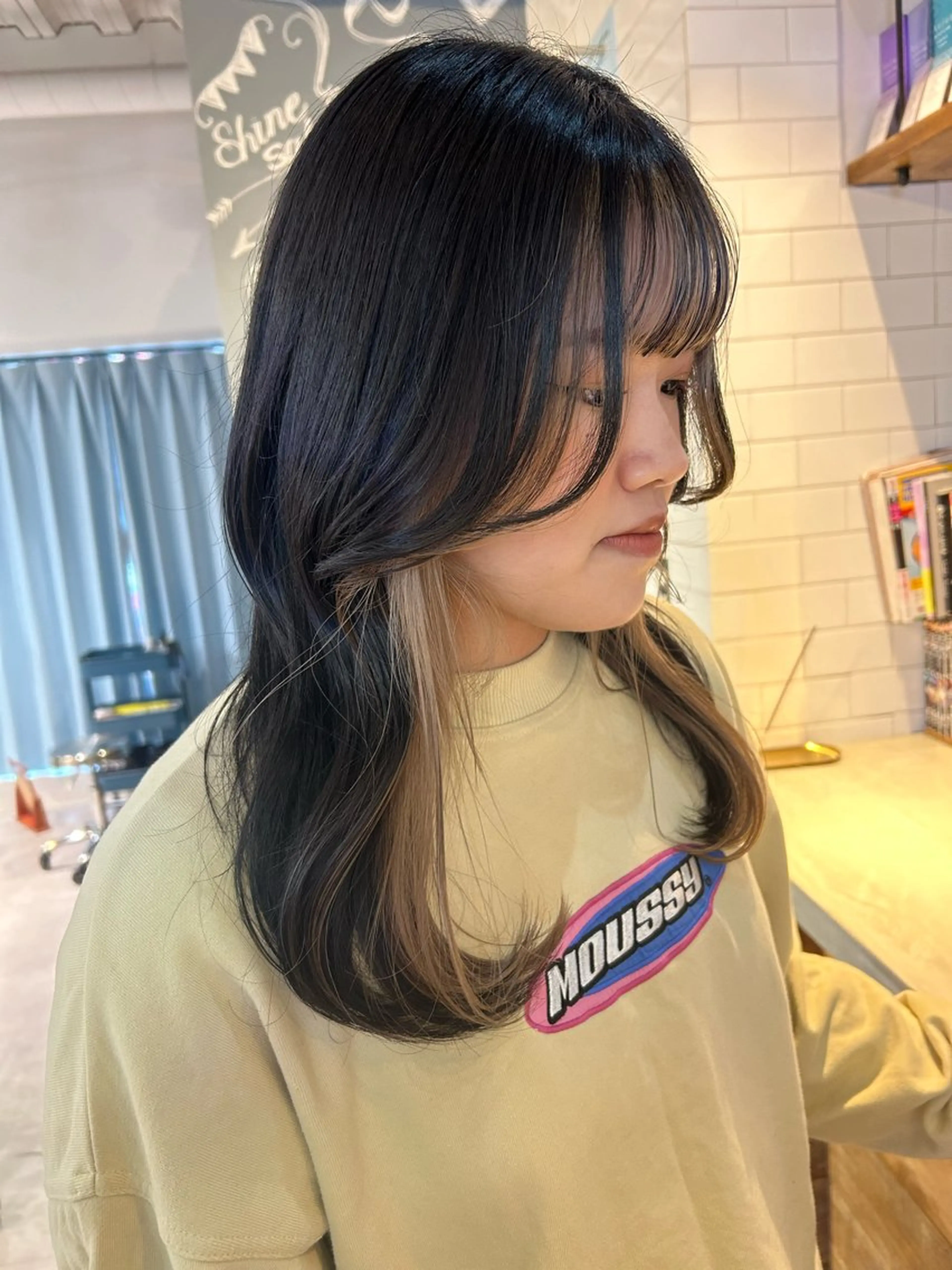セミロング カラー カット ヘアカラー トリートメント ikeda shioriのヘアスタイル