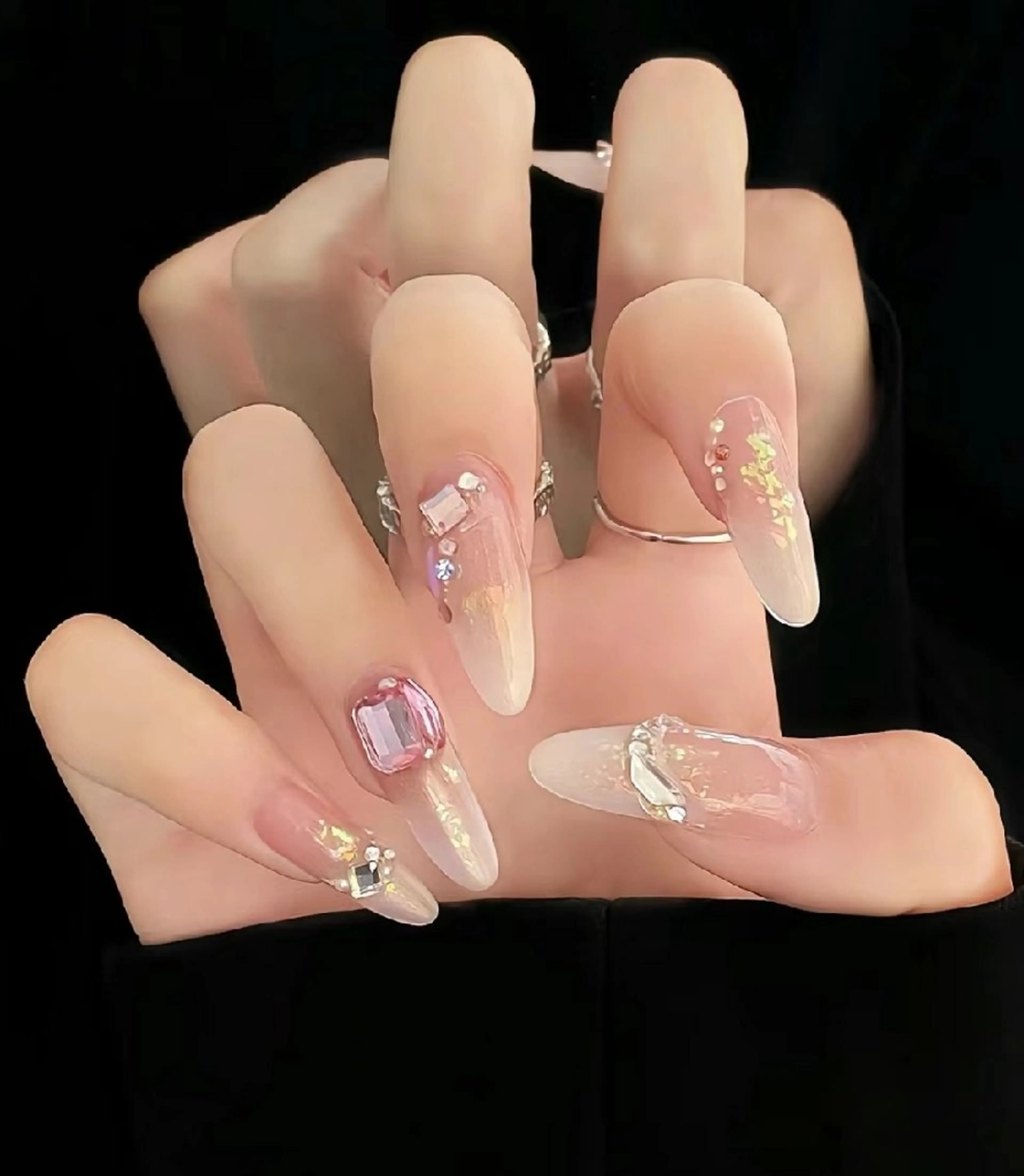 ネイル Theone栄店 松田のネイルデザイン