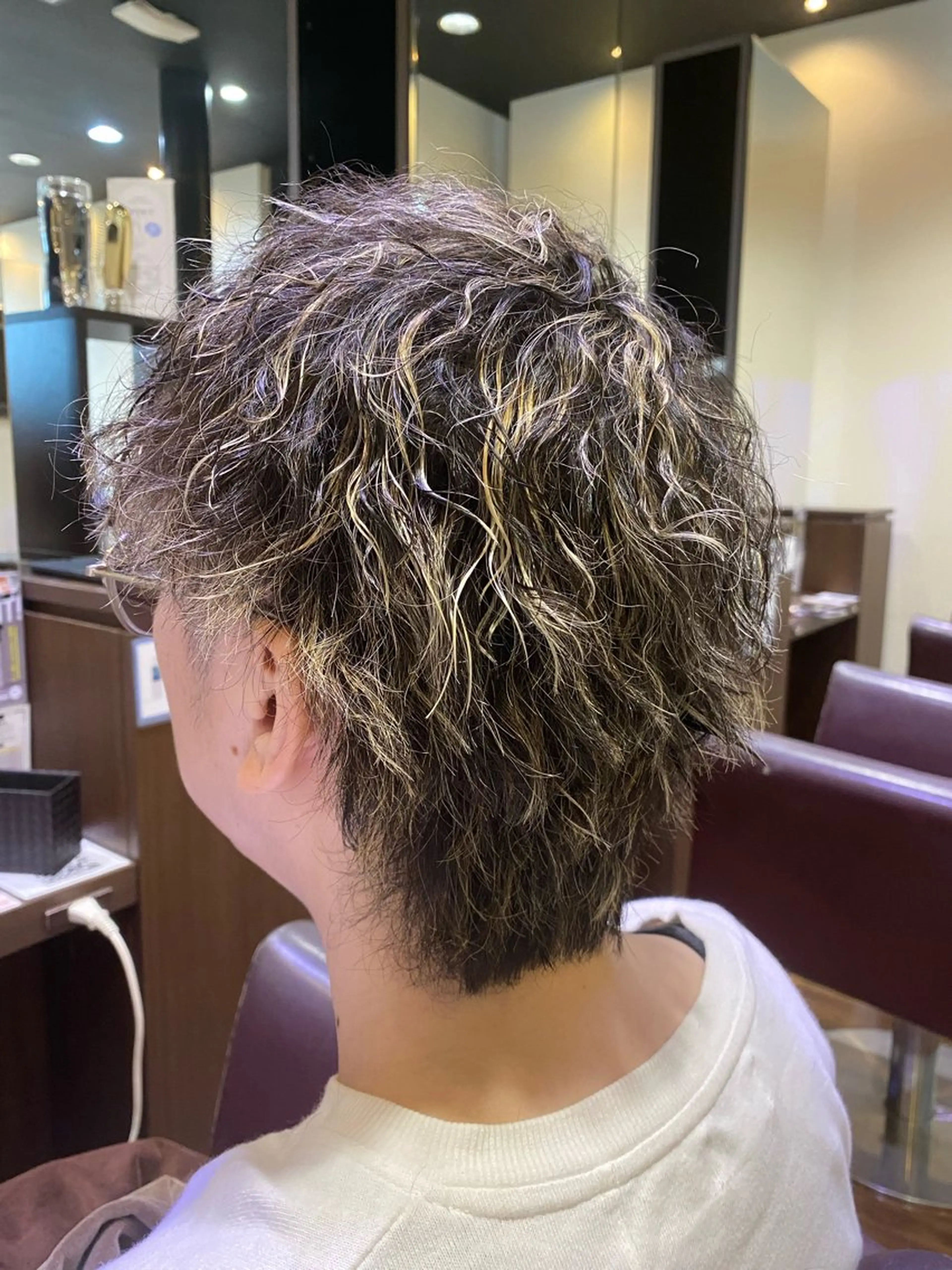 ショート メンズ メンズハイライト ハイライト カット パーマ 仲井 充のヘアスタイル