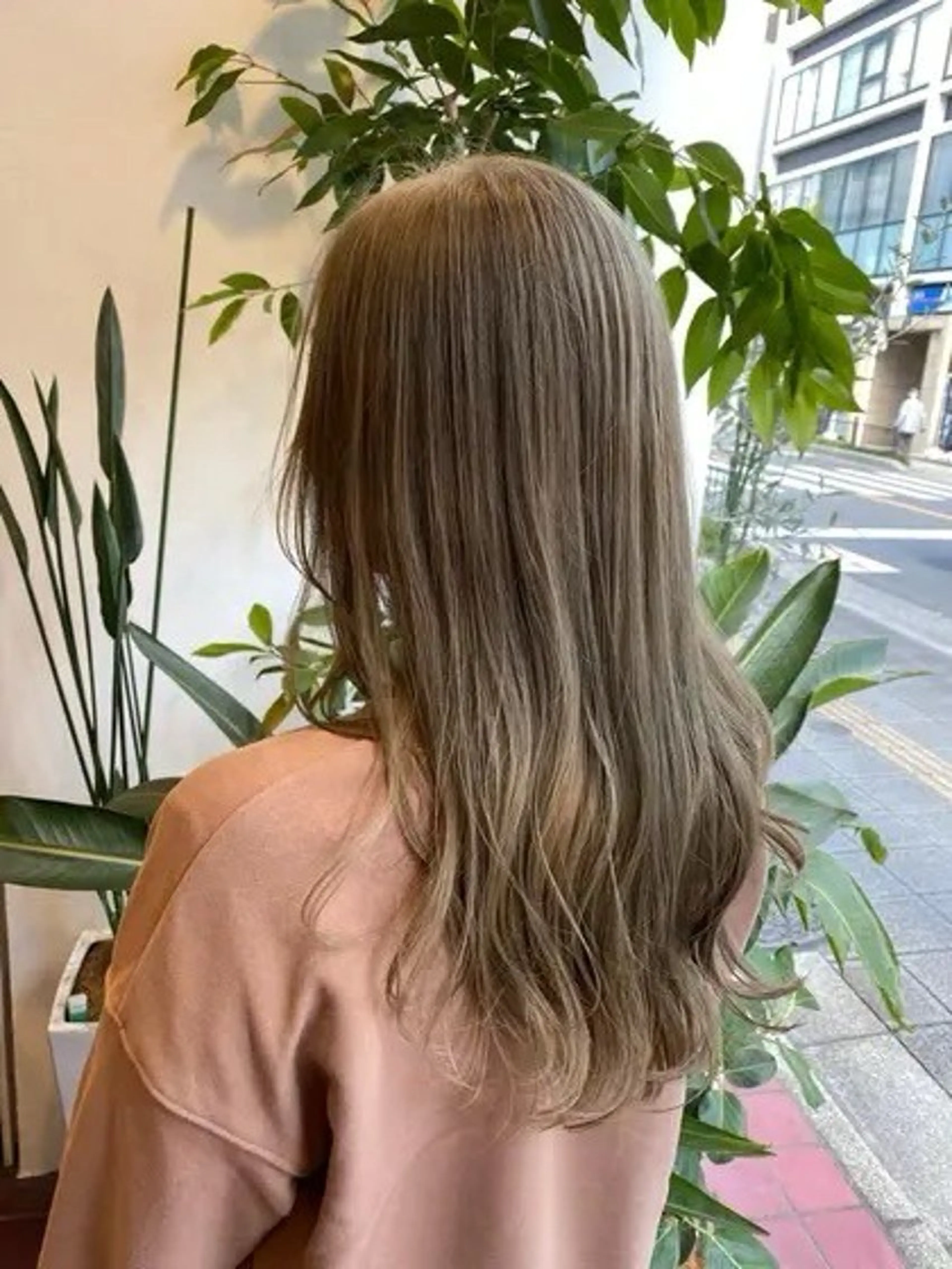 カラー 髪質改善 UN BLEACHのヘアスタイル