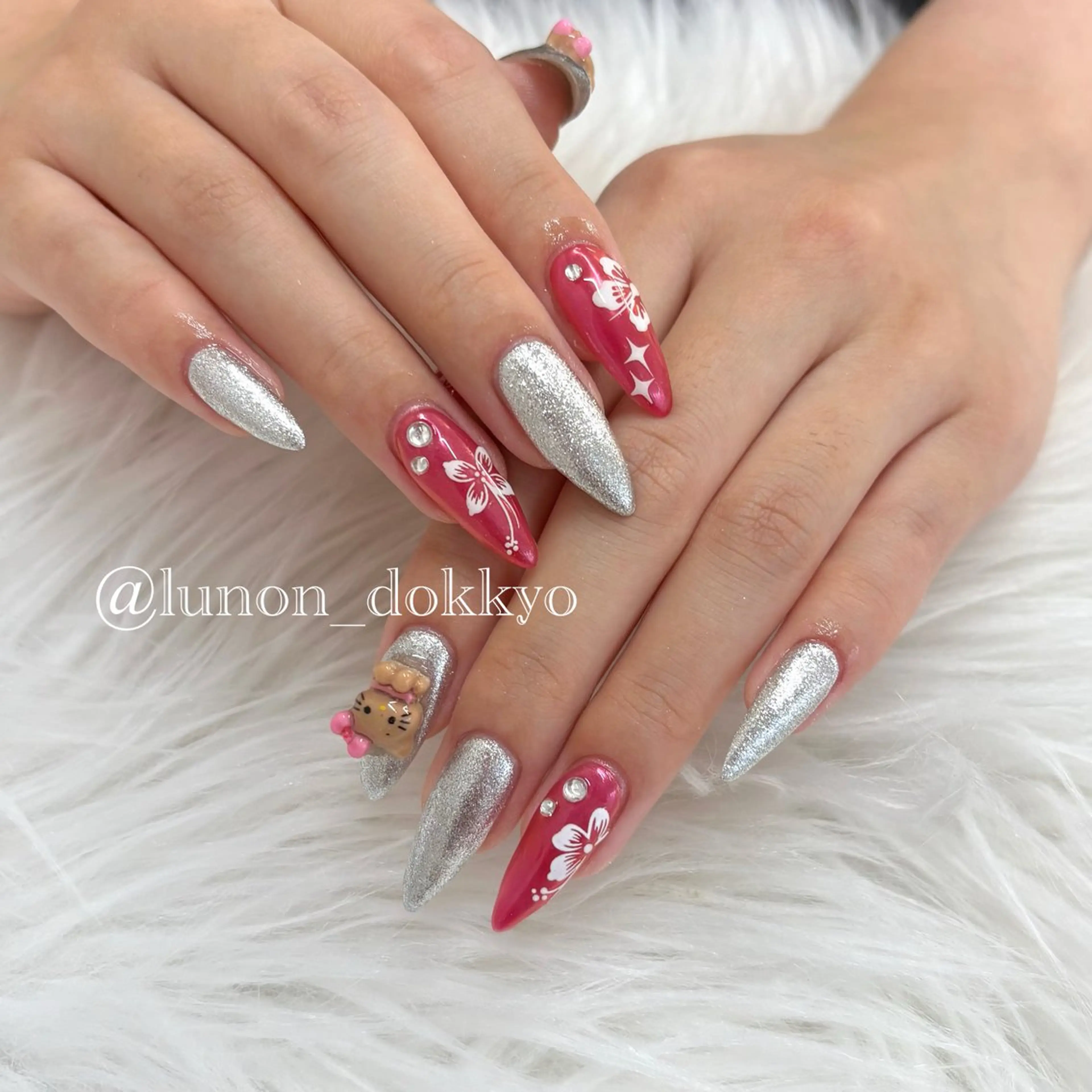 ネイル ハンドネイル NAILSALON LUNON 獨協大学前駅店所属・LUNON 獨協大学前駅店のネイルデザイン