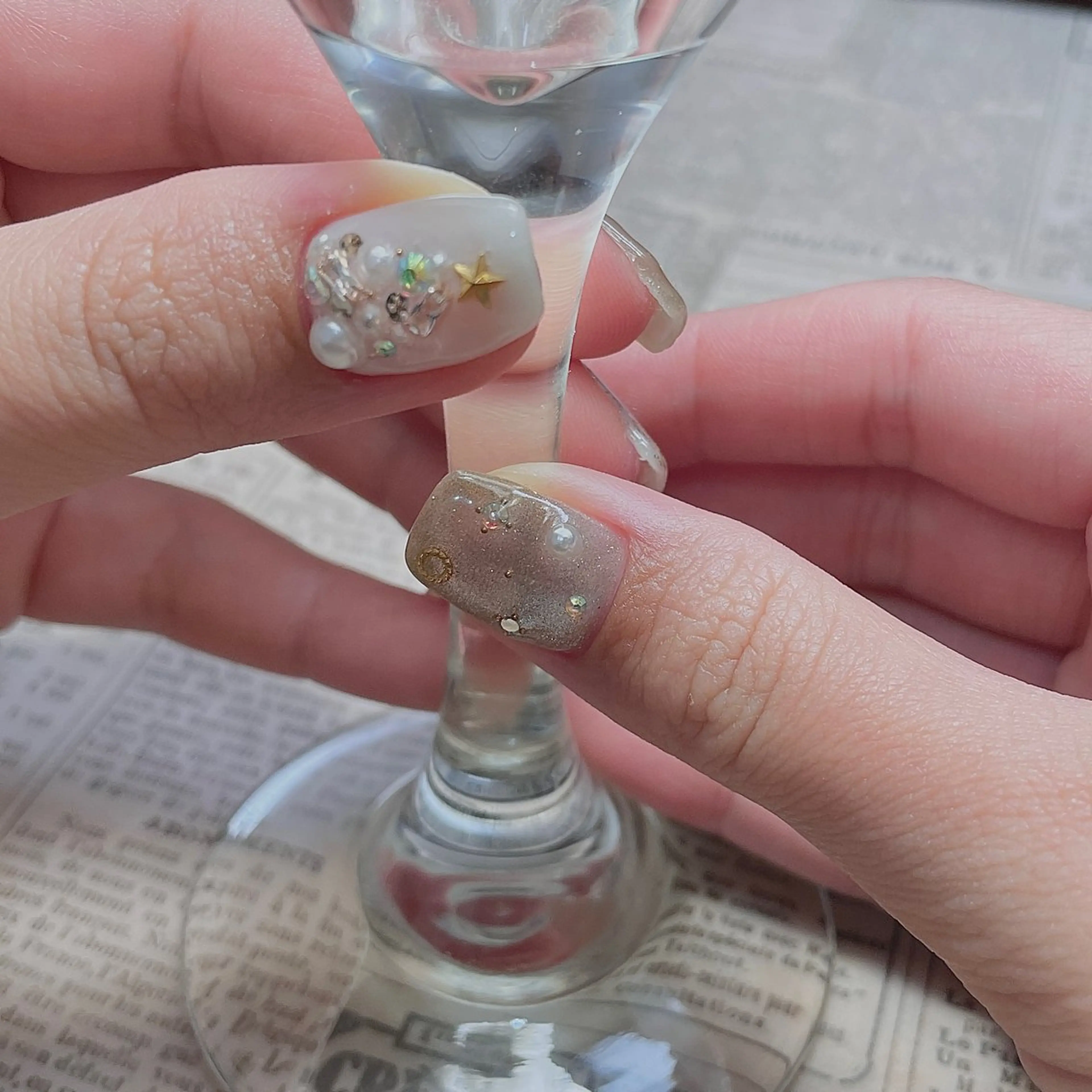 ネイル ラメ(グリッター) マグネットネイル オフィスネイル スクエアネイル ストーンネイル ハンドネイル acs.n所属・ネイル，耳つぼ 風間すみれのその他イメージ