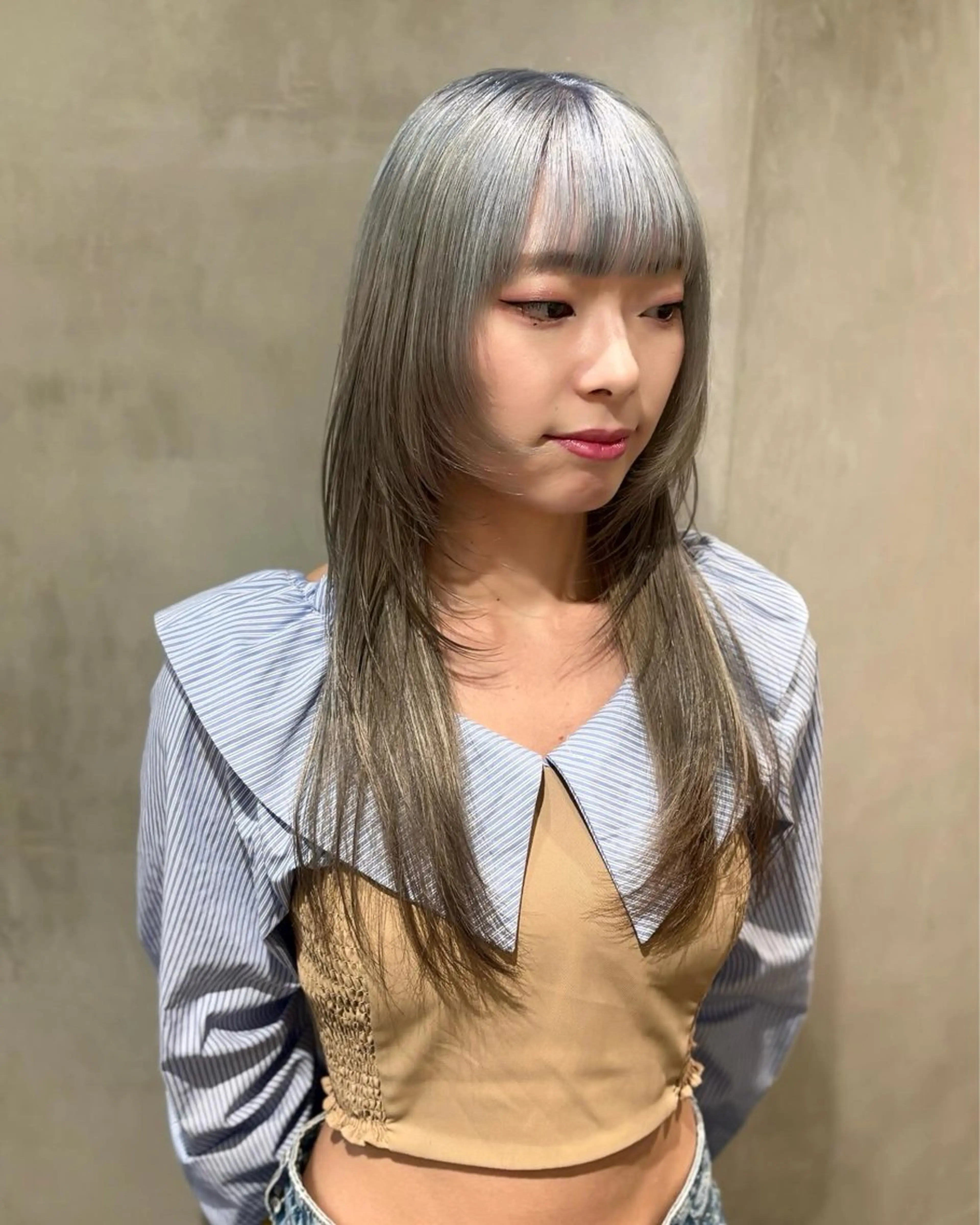 ロング カラー カット ヘアカラー トリートメント 優 作のヘアスタイル