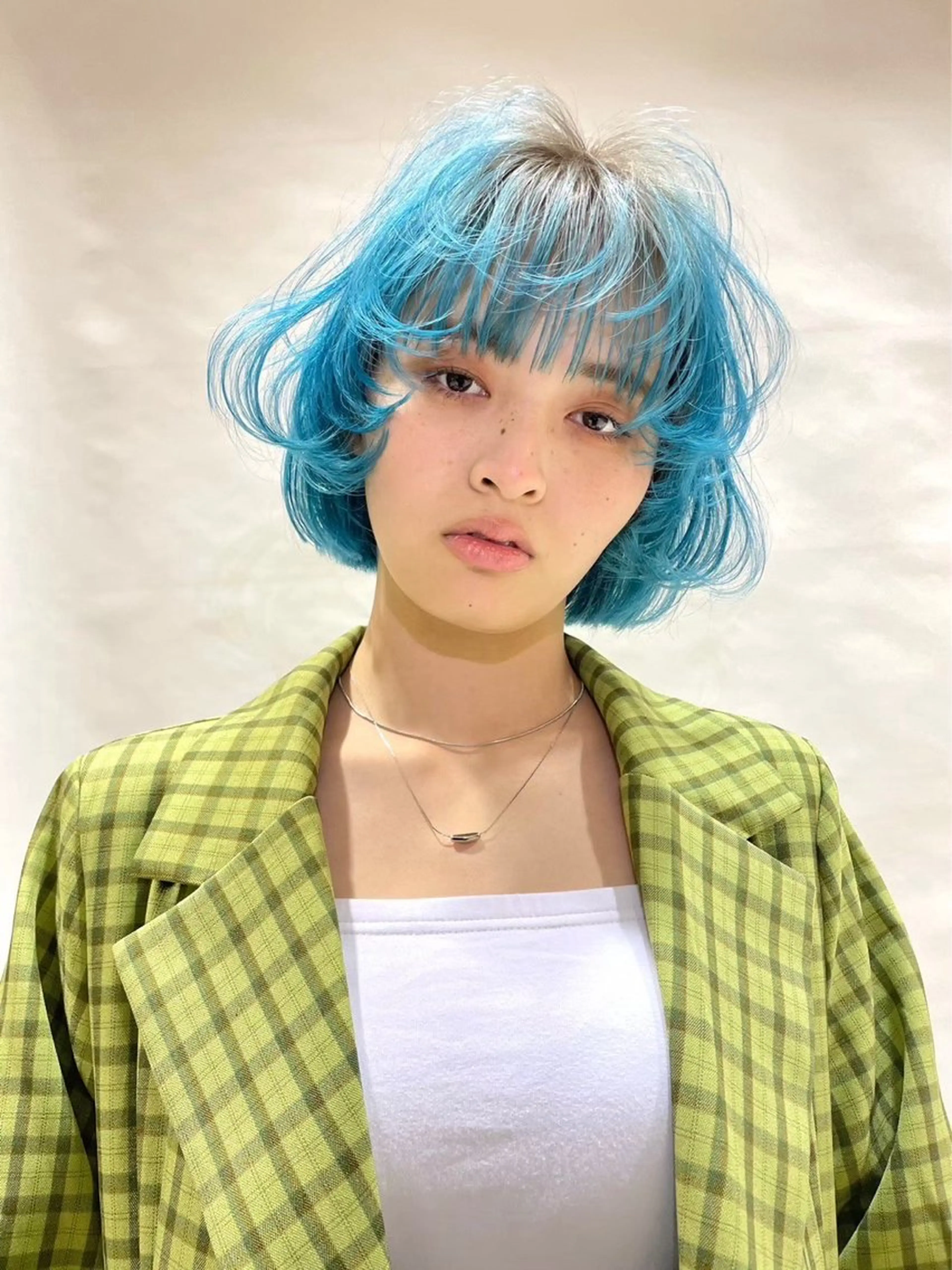 ショート カラー MIU 透明感のヘアスタイル
