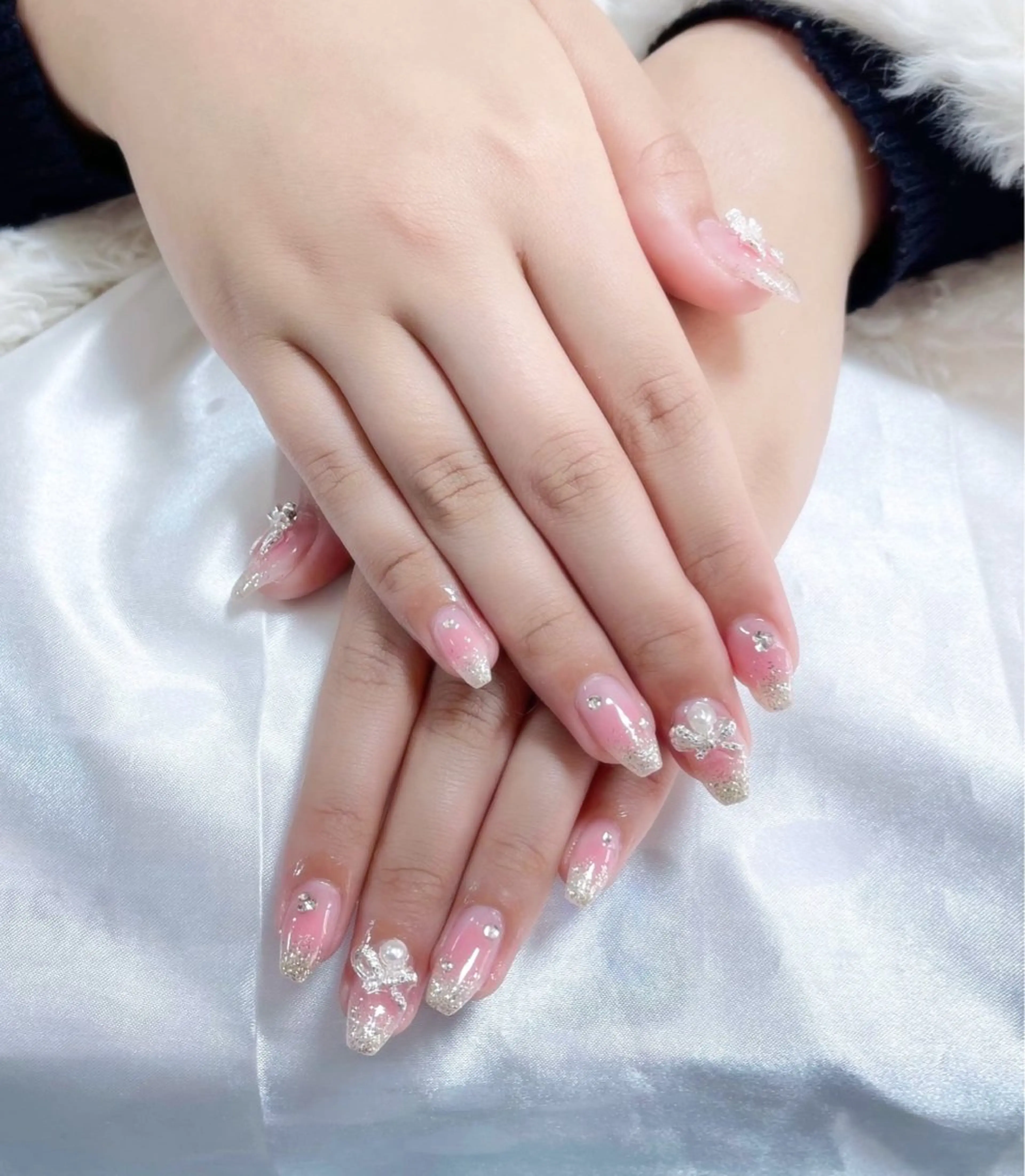 ネイル フットネイル ジェルネイル 韓国ネイル マグネットネイル 持ち込み ハンドネイル Akiko ネイルサロン所属・AKIKO ネイルサロンのネイルデザイン