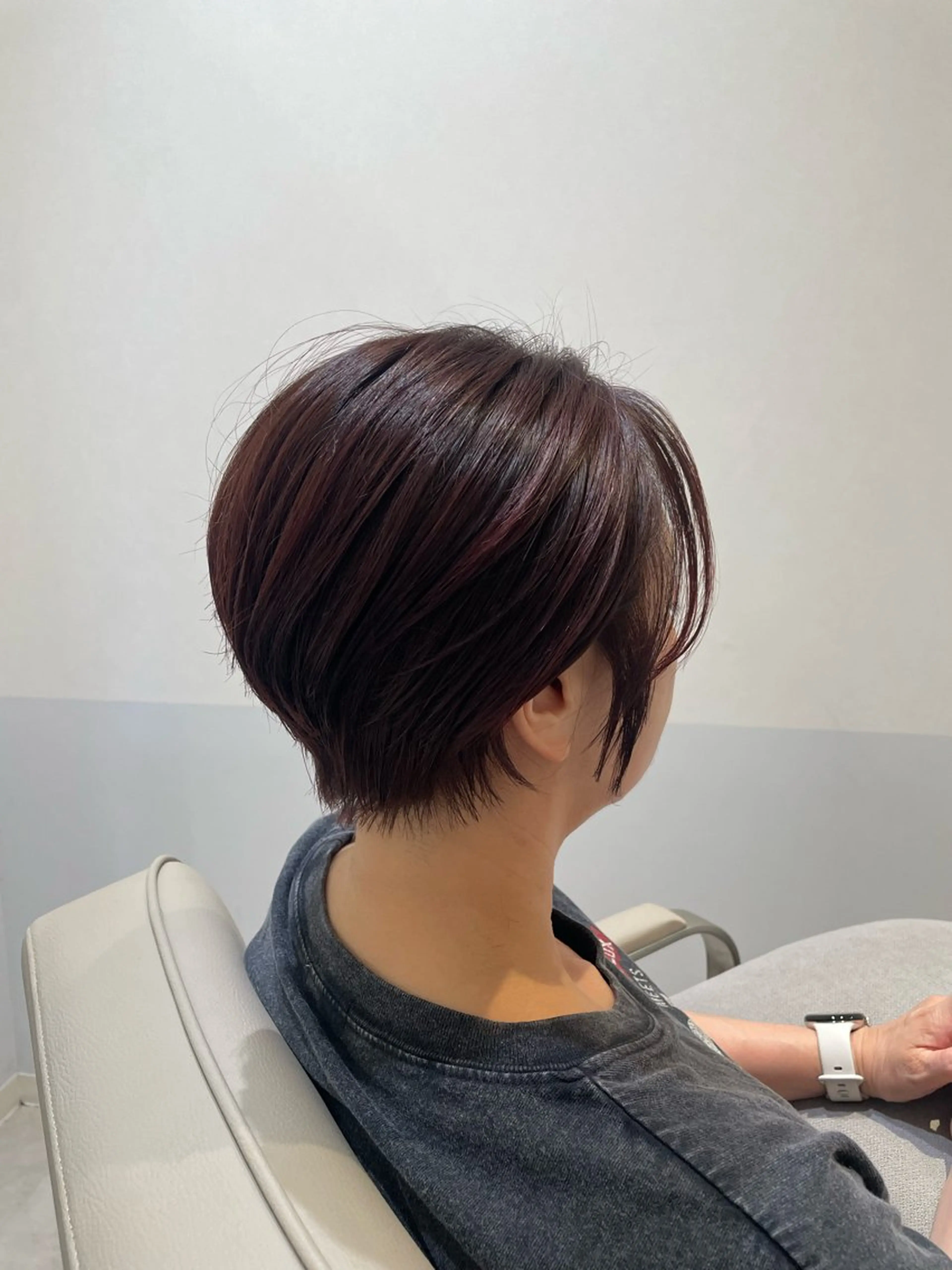 ショート カラー ブラウンカラー ピンクカラー ピンクブラウン ショートヘア カット ヘアカラー Eleanor Ayaのヘアスタイル