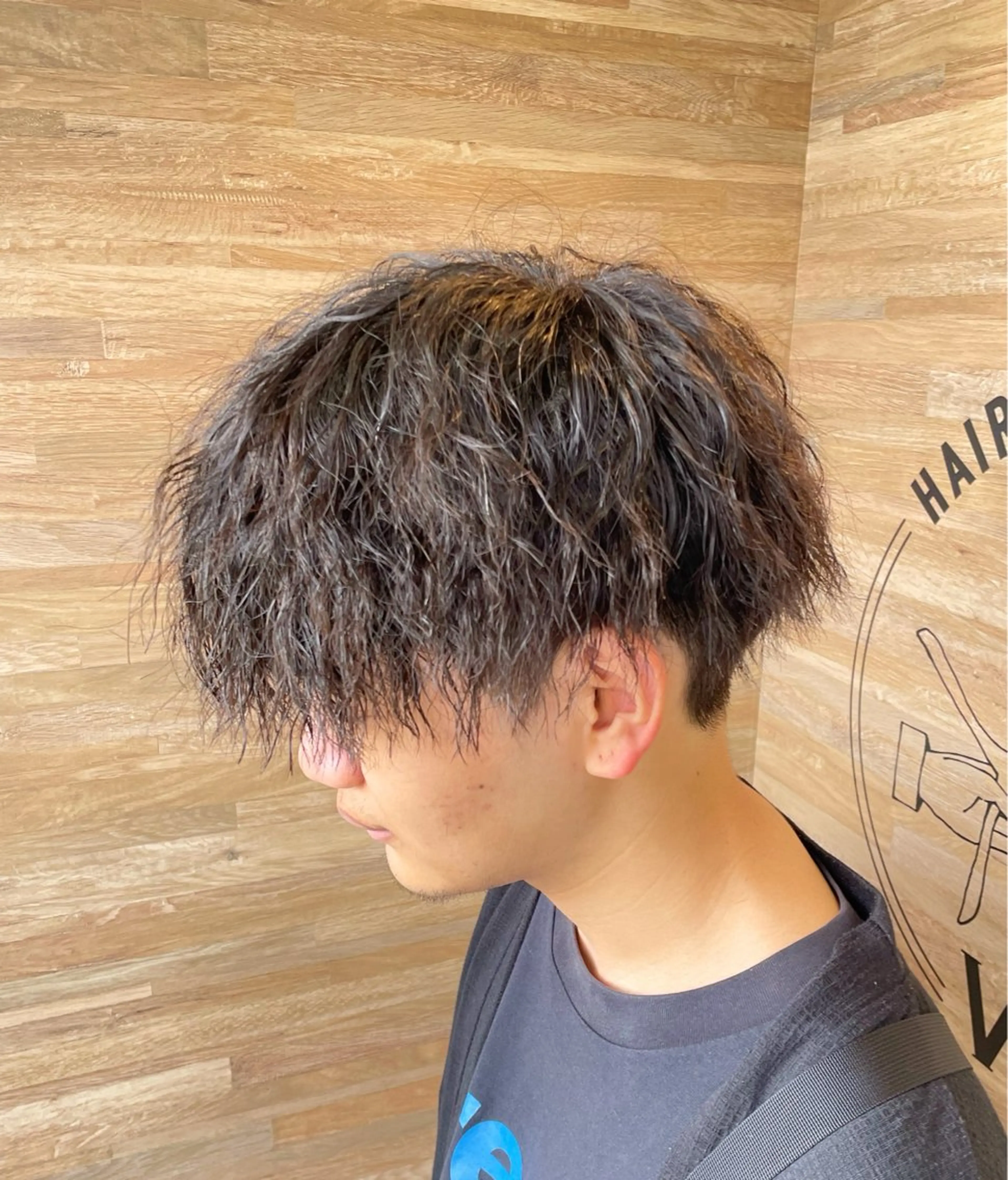 パーマ カット ヘアカラー トリートメント VII 市妙瑠基のヘアスタイル