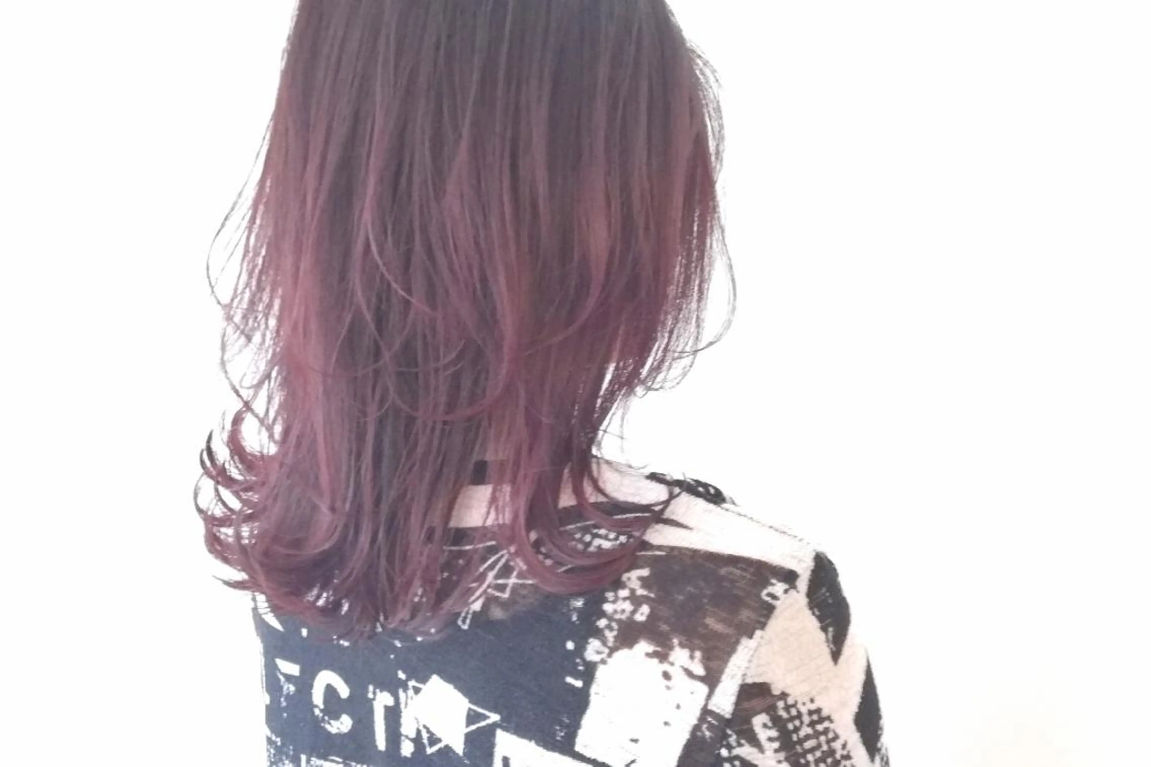 ミディアム カラー ill副店長 立和田純也のヘアスタイル