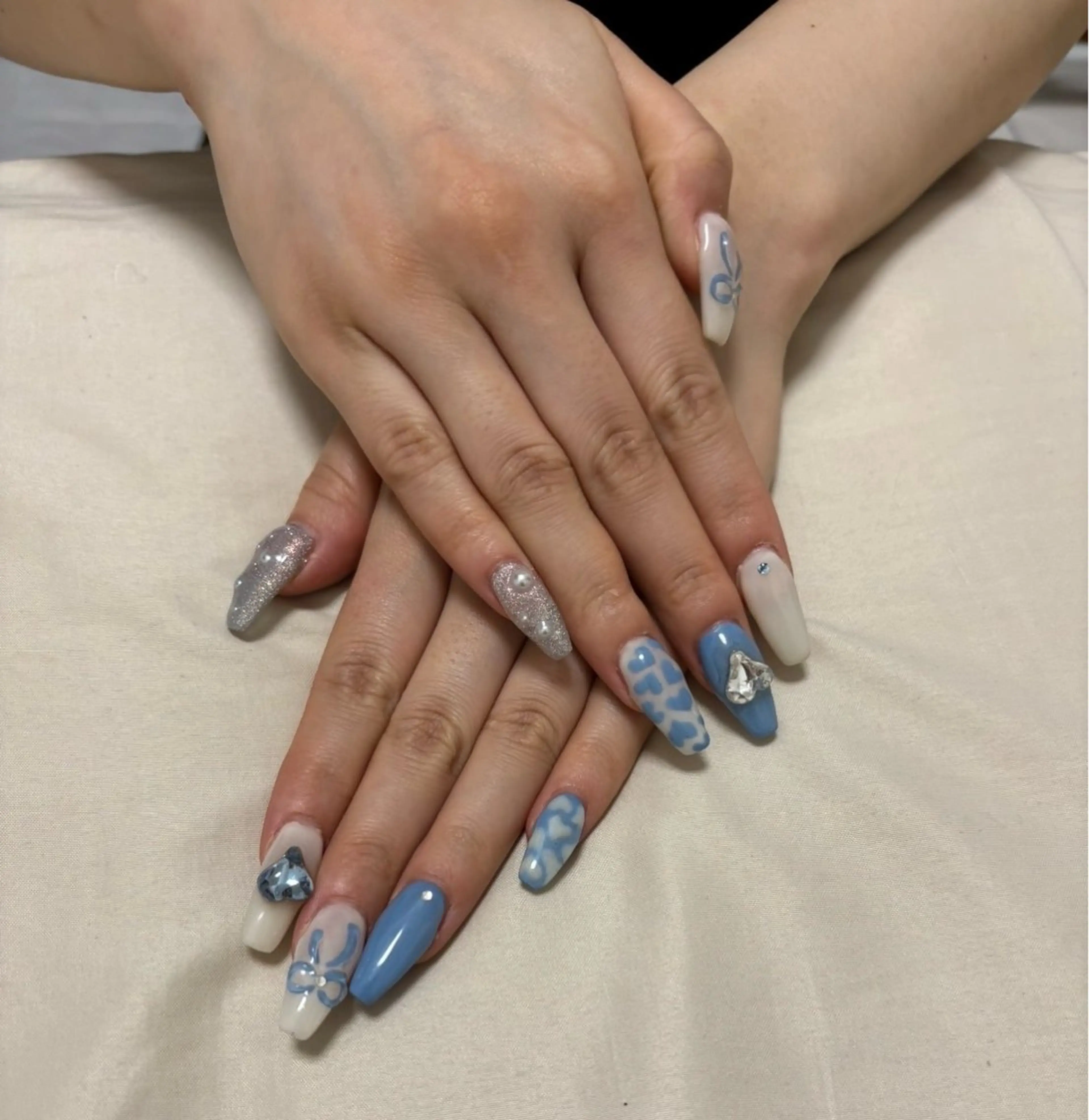 ネイル アートネイル era Sahoのネイルデザイン