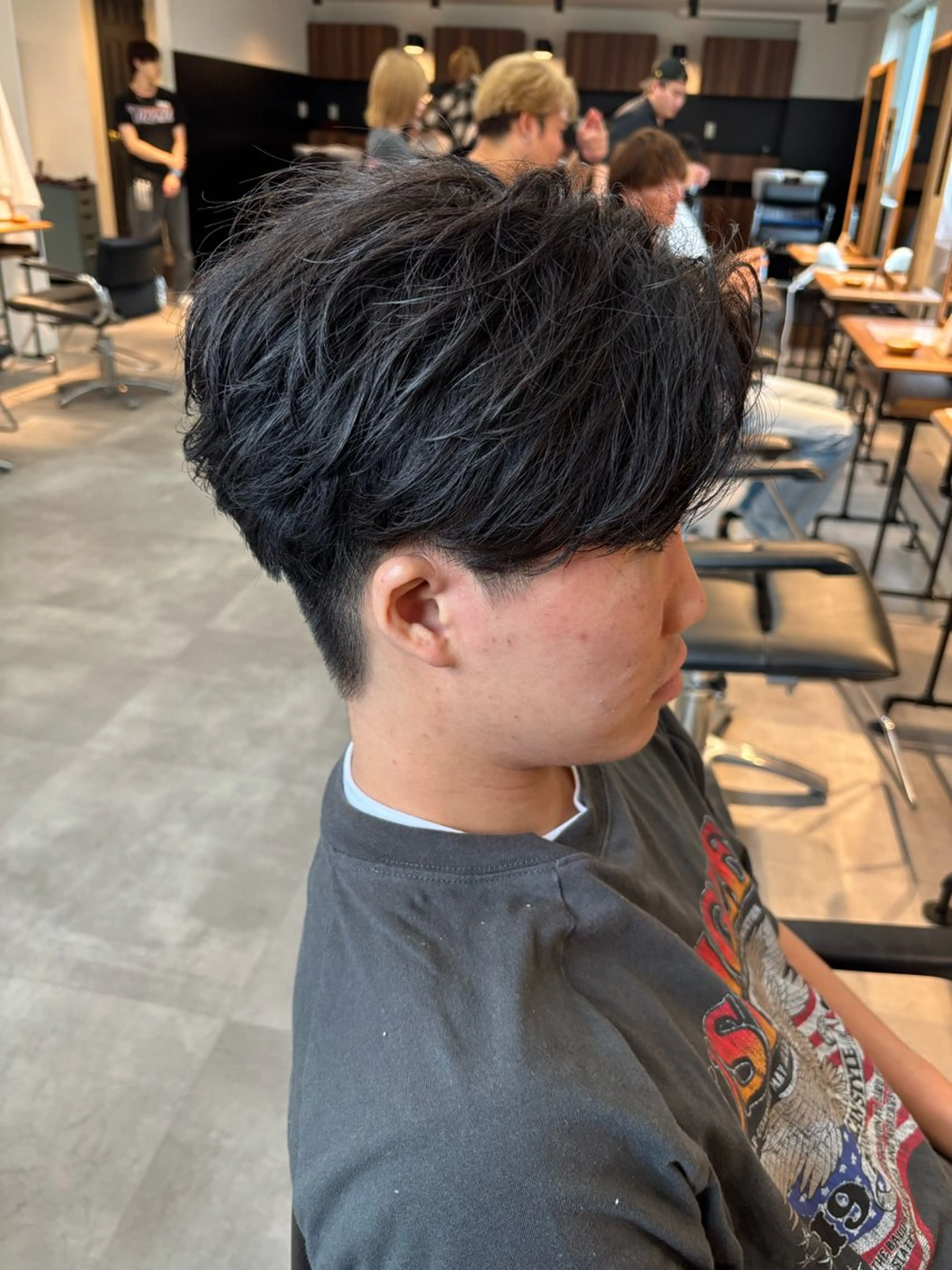 パーマ メンズ フェザーパーマ メンズパーマ カット パーマ 保立メンズカット 千葉駅フェザーパーマのヘアスタイル