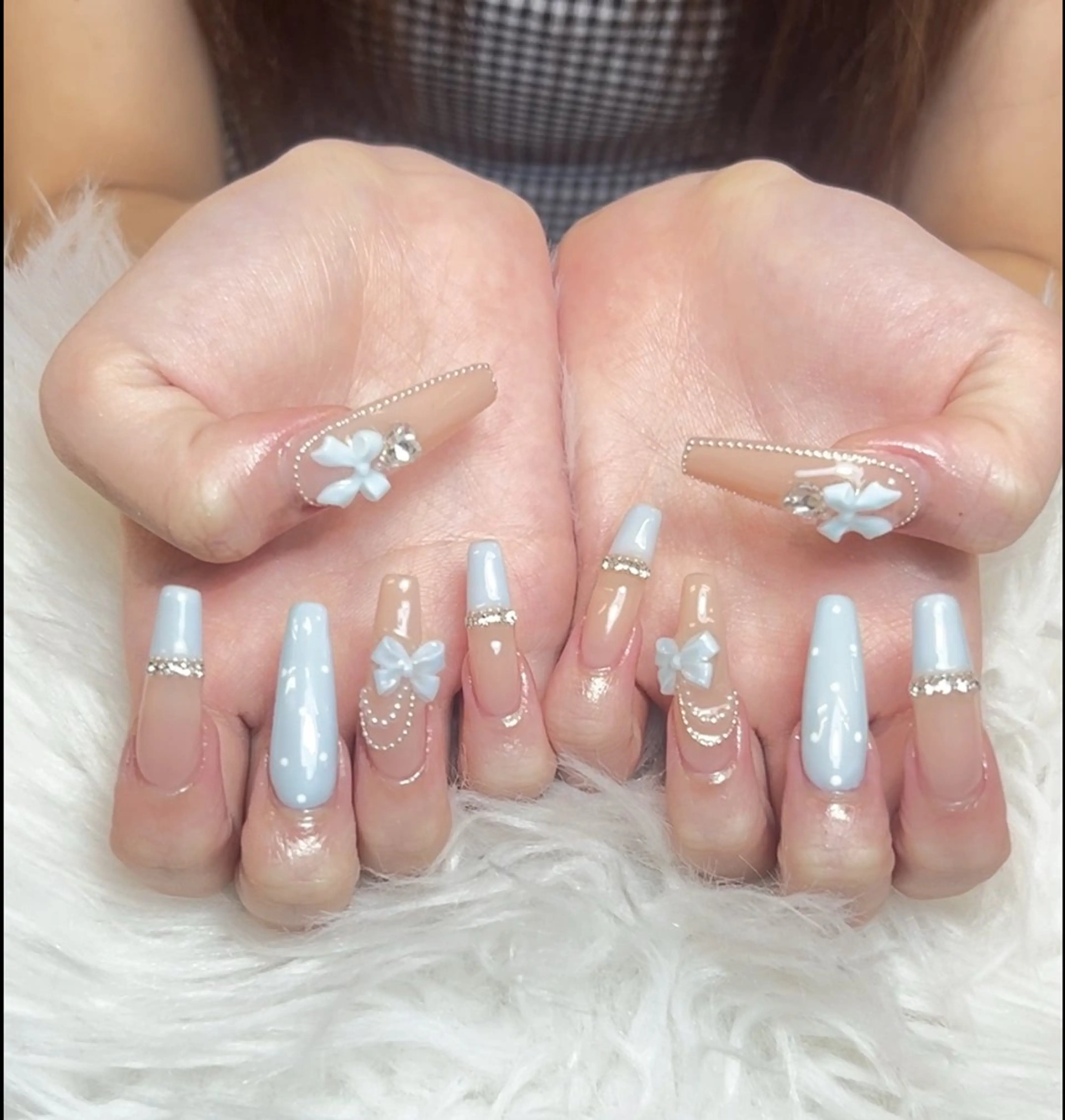 ネイル アートネイル オーロラネイル チークネイル 長さ出し フットネイル ハンドネイル フットネイル ハンドケア Noiranail_ studio所属・Noiranail_ studioのネイルデザイン