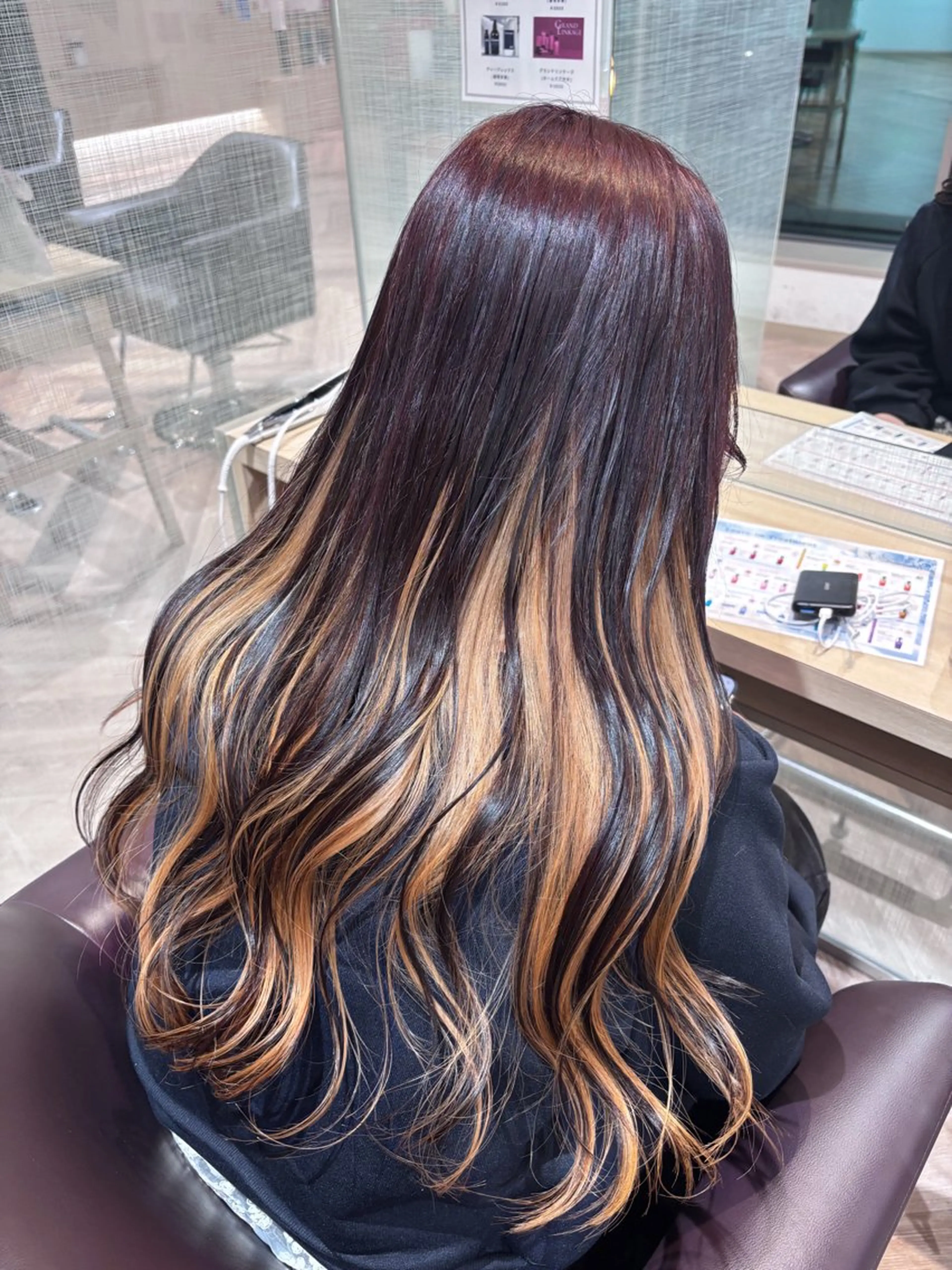 ロング ツヤ髪🎀暖色カラー さとあみのヘアスタイル