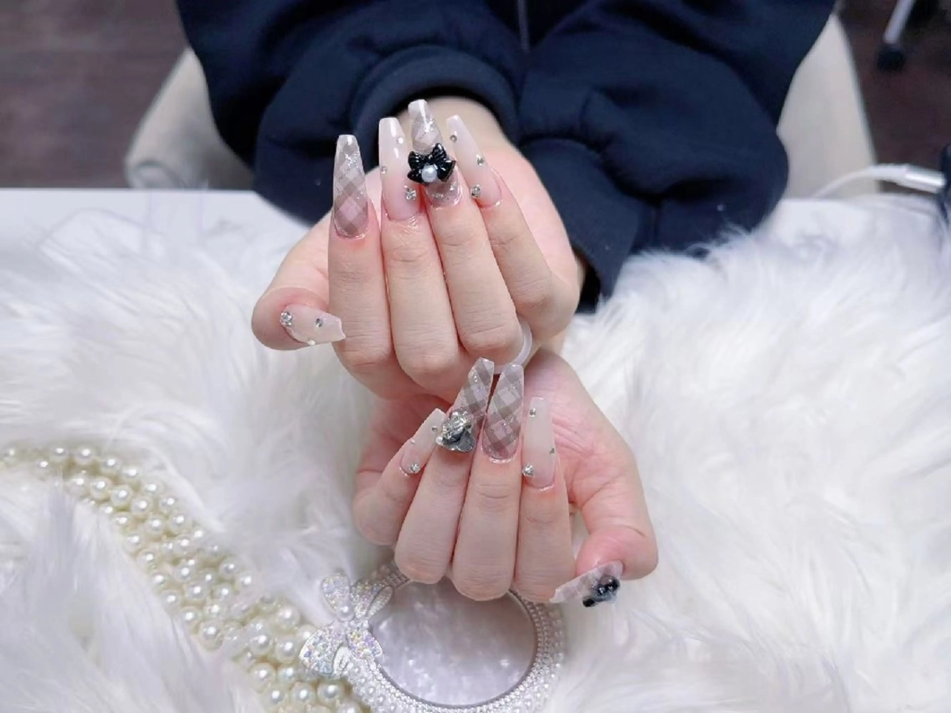 ネイル ENsalon AKIRAのネイルデザイン