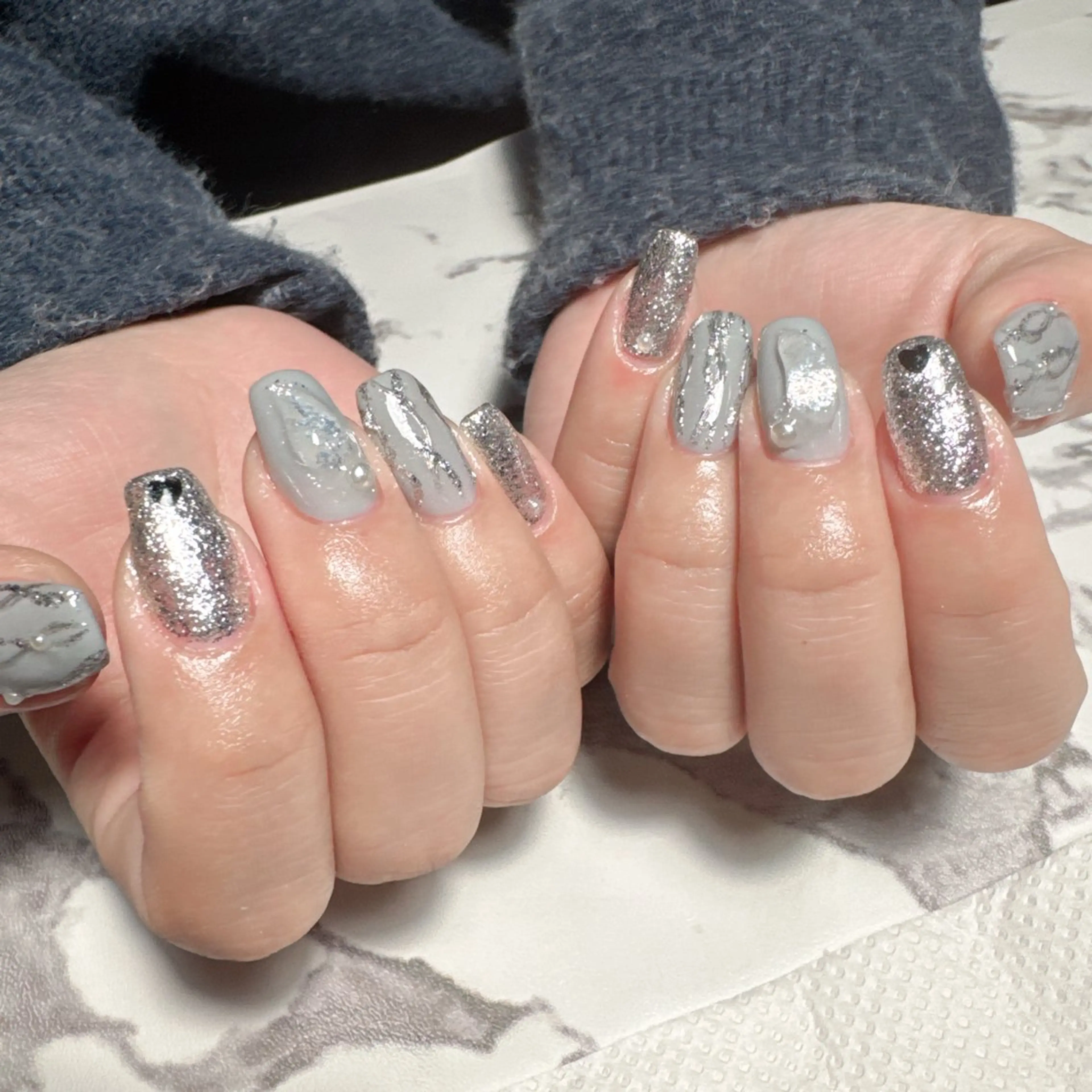 ネイル ハンドネイル on nail 尾張旭三郷店のネイルデザイン
