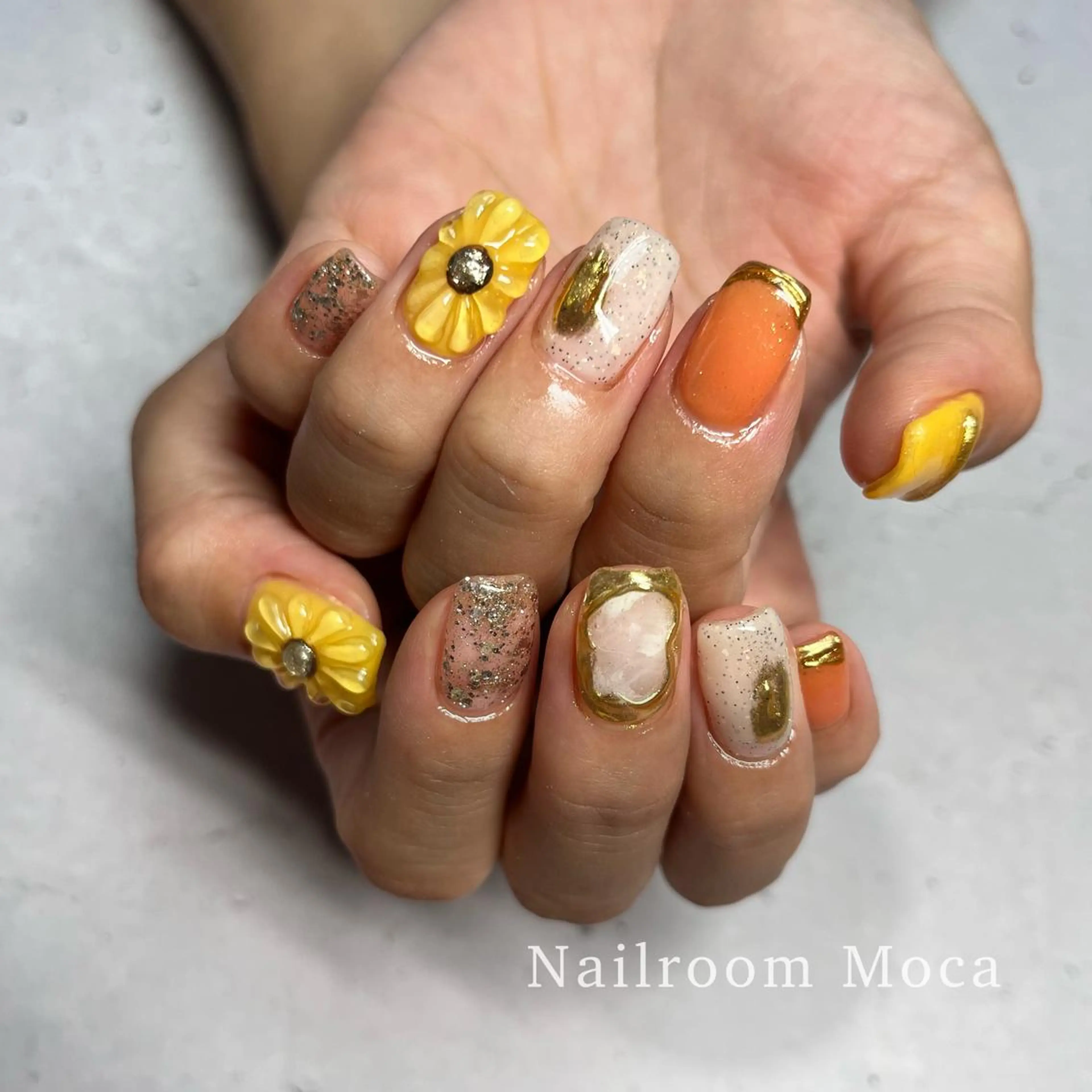 ネイル ニュアンスネイル ハンドネイル Nailroom Mocaのネイルデザイン