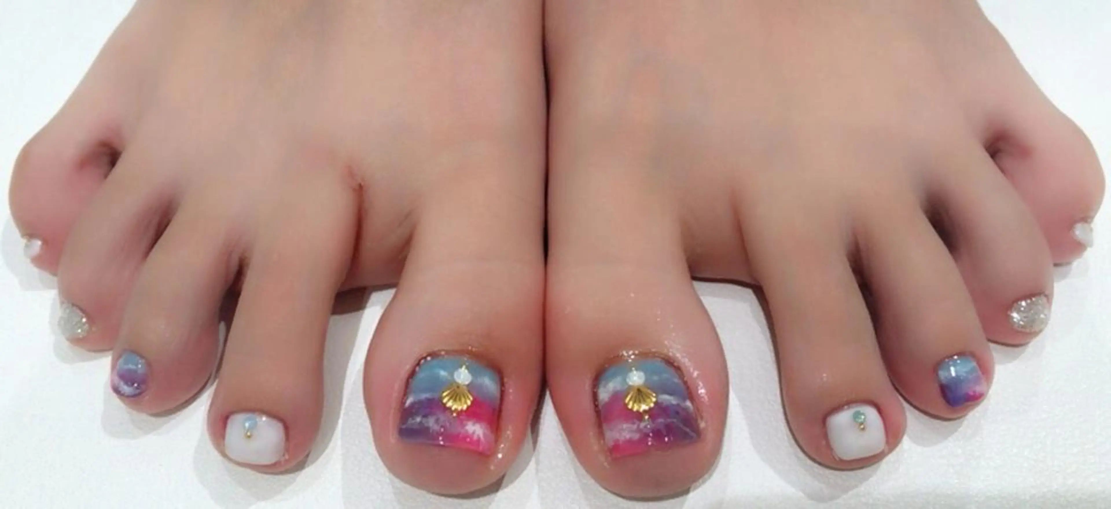 ネイル 山藤 萌永のネイルデザイン