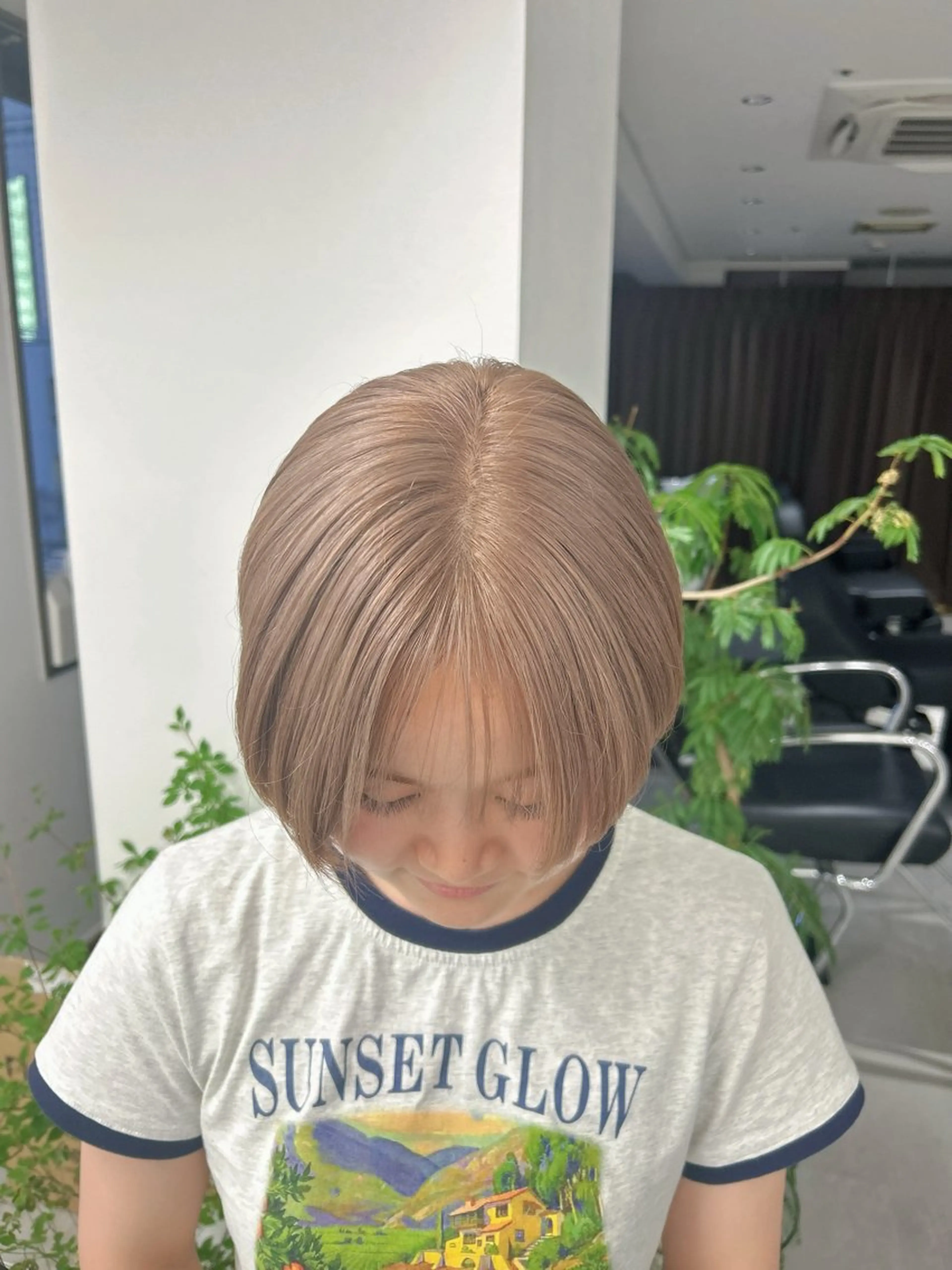 8.9月限定🌷ブリーチオンカラー+内部補修トリートメント🌷💞の写真