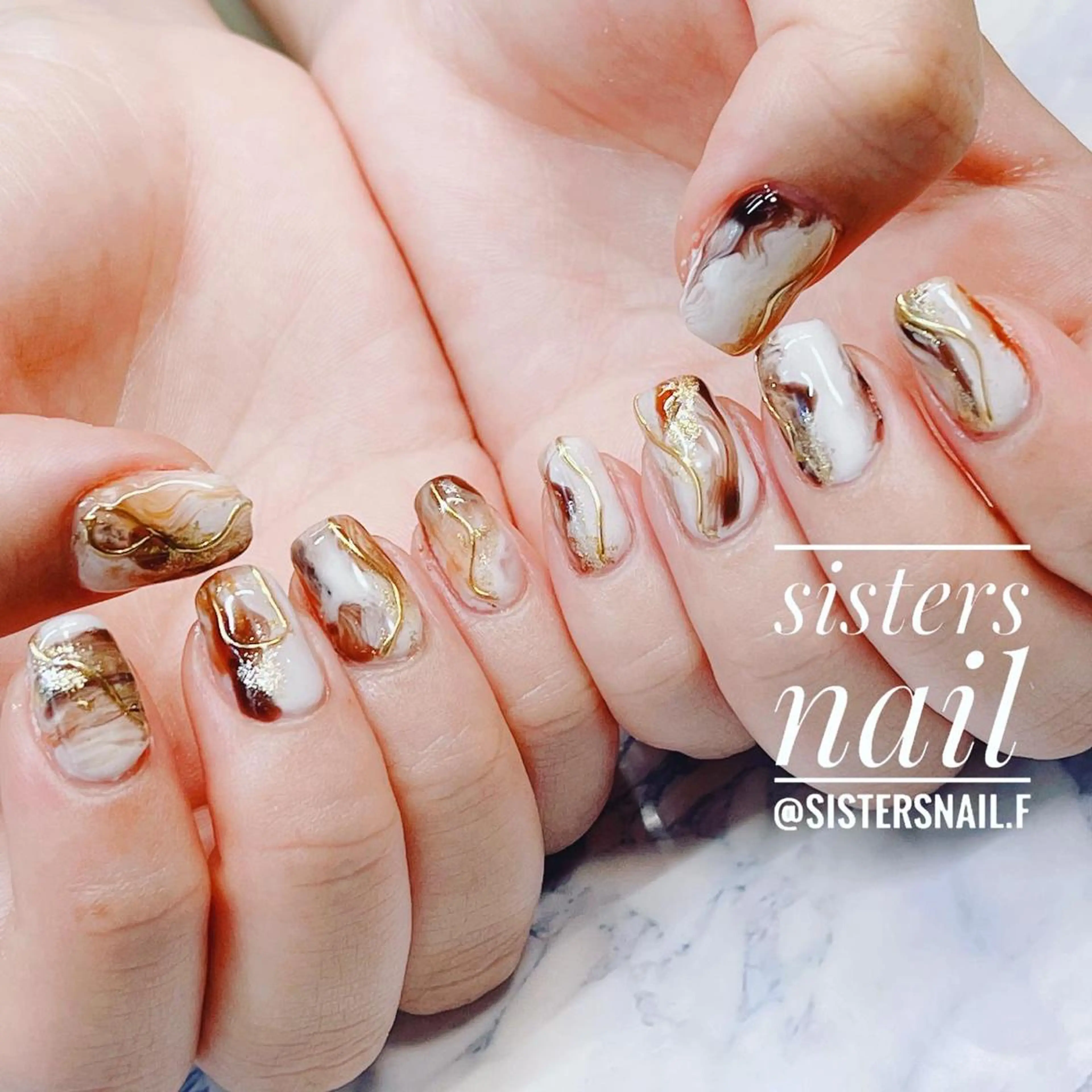 ネイル アートネイル ブラウン 大理石ネイル(マーブル) ニュアンスネイル スカルプネイル sisters nail.fのネイルデザイン