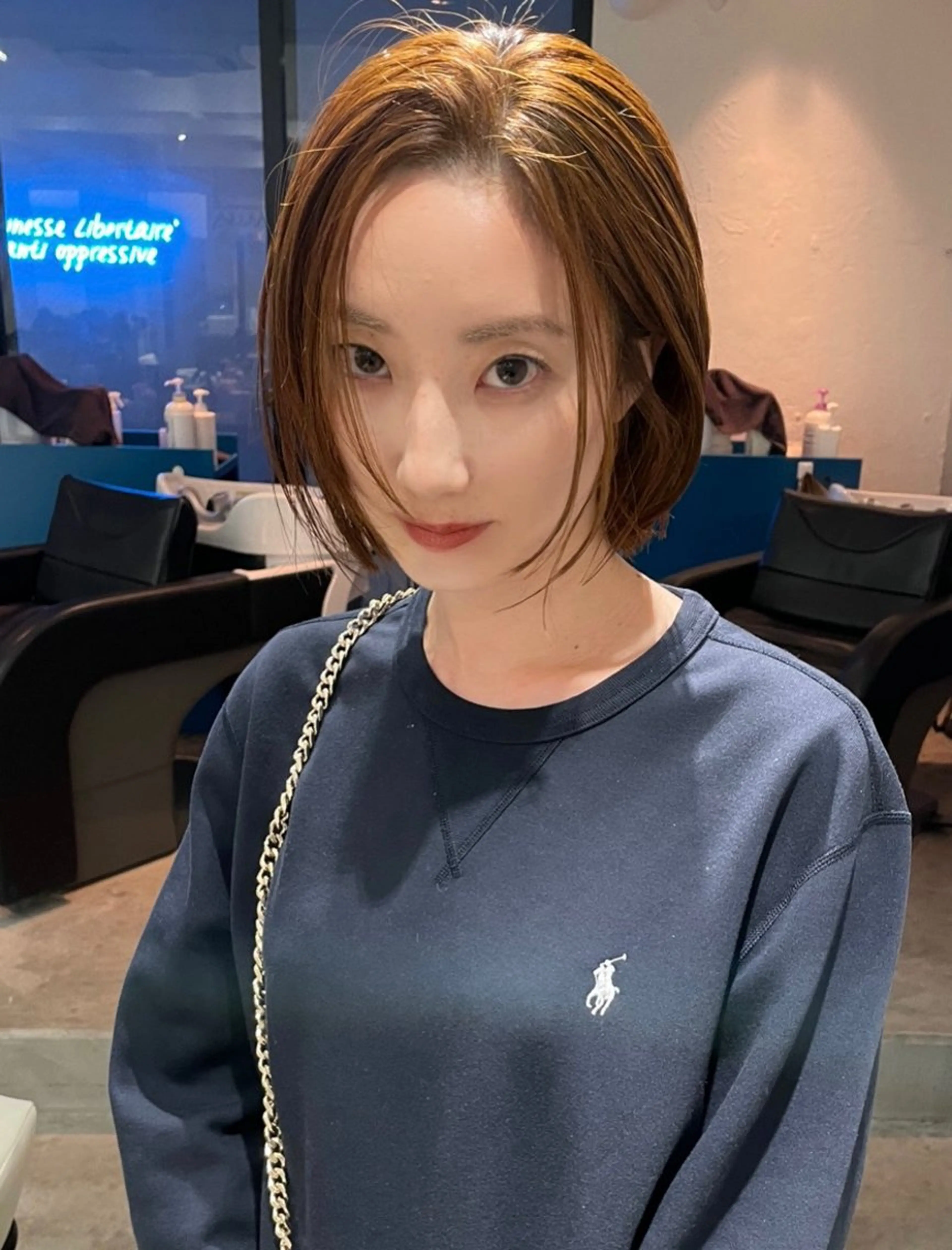 ミディアム カラー ミディアムパーマ ブリーチ ダブルカラー イヤリングカラー ハイライトカラー ヘアセット スパイラルパーマ 🌐hina⭐️のヘアスタイル