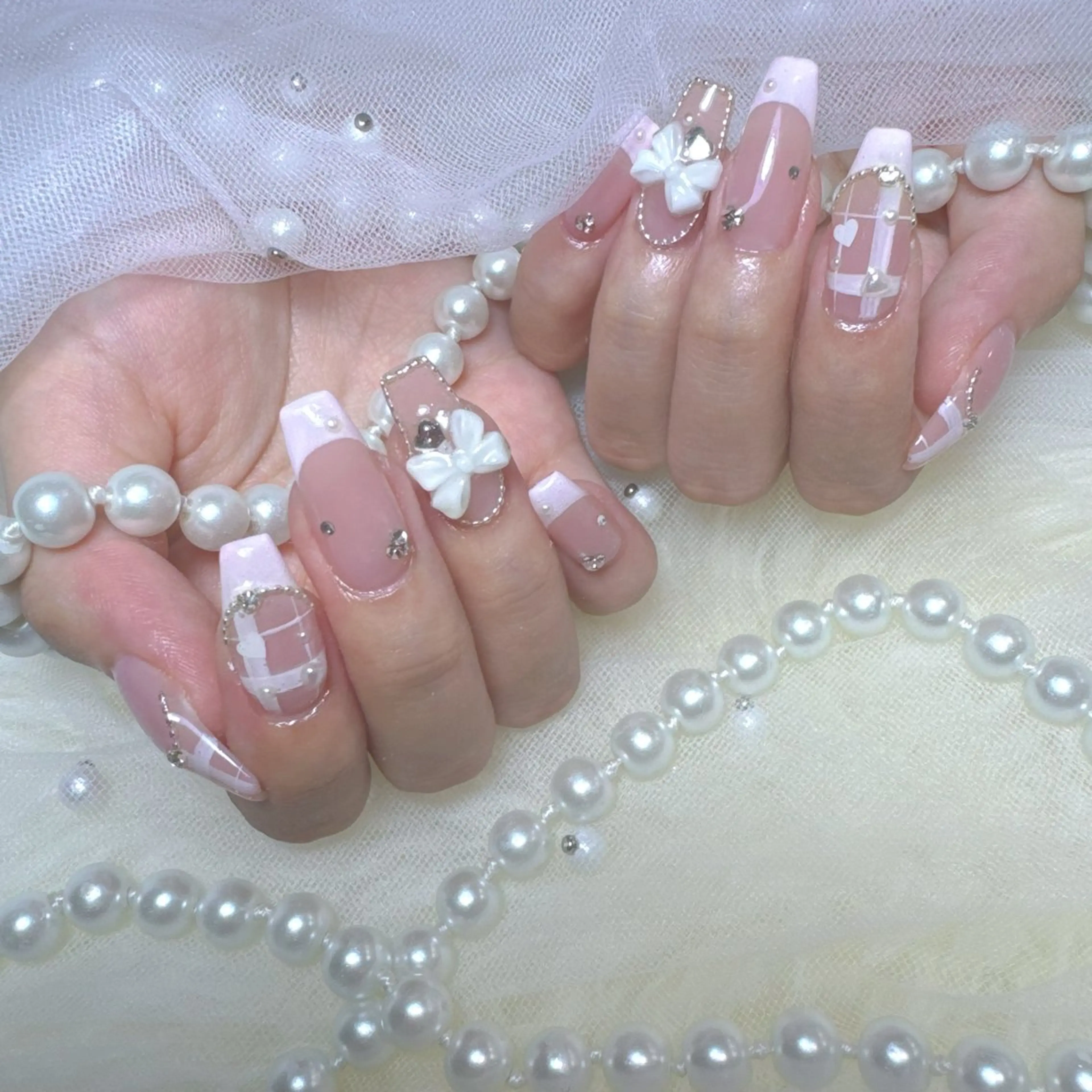 ネイル アートネイル フラッシュネイル フレンチネイル ジェルネイル ガラスフレンチ You&Me Yukiのネイルデザイン