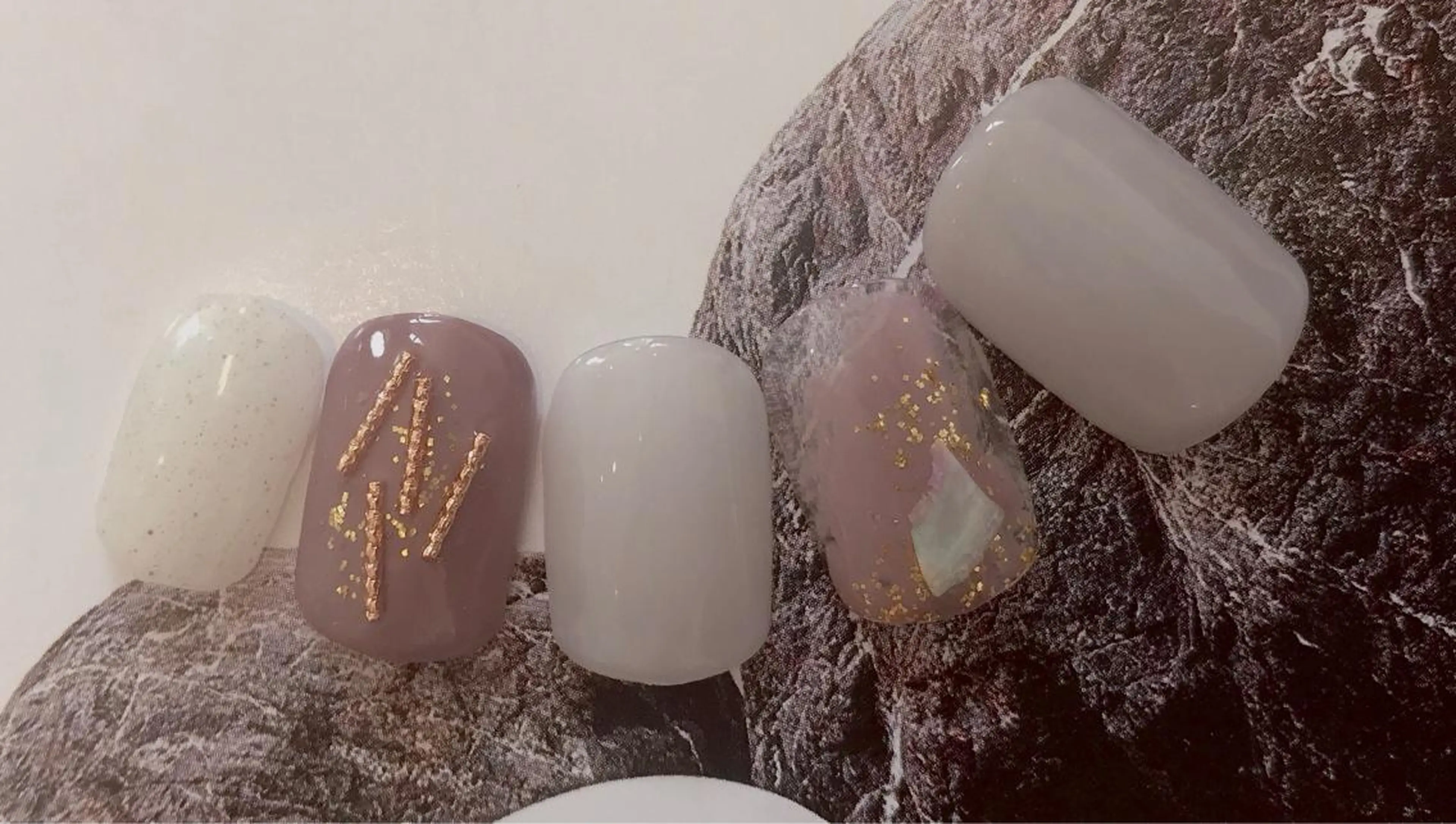 ネイル ネイル ティアラのネイルデザイン