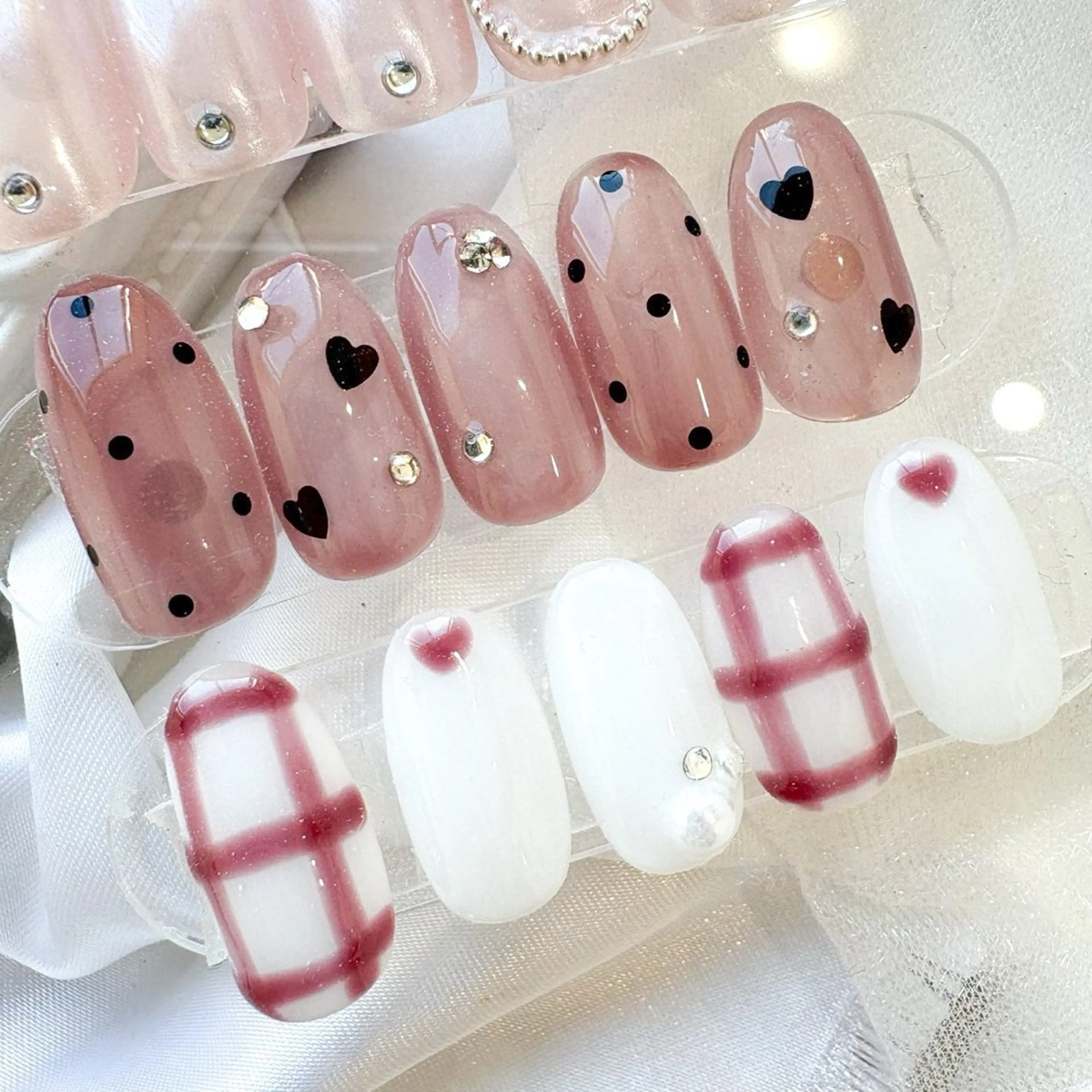ネイル ハンドネイル Lutena💅🏽 伊藤のマツエク・マツパデザイン