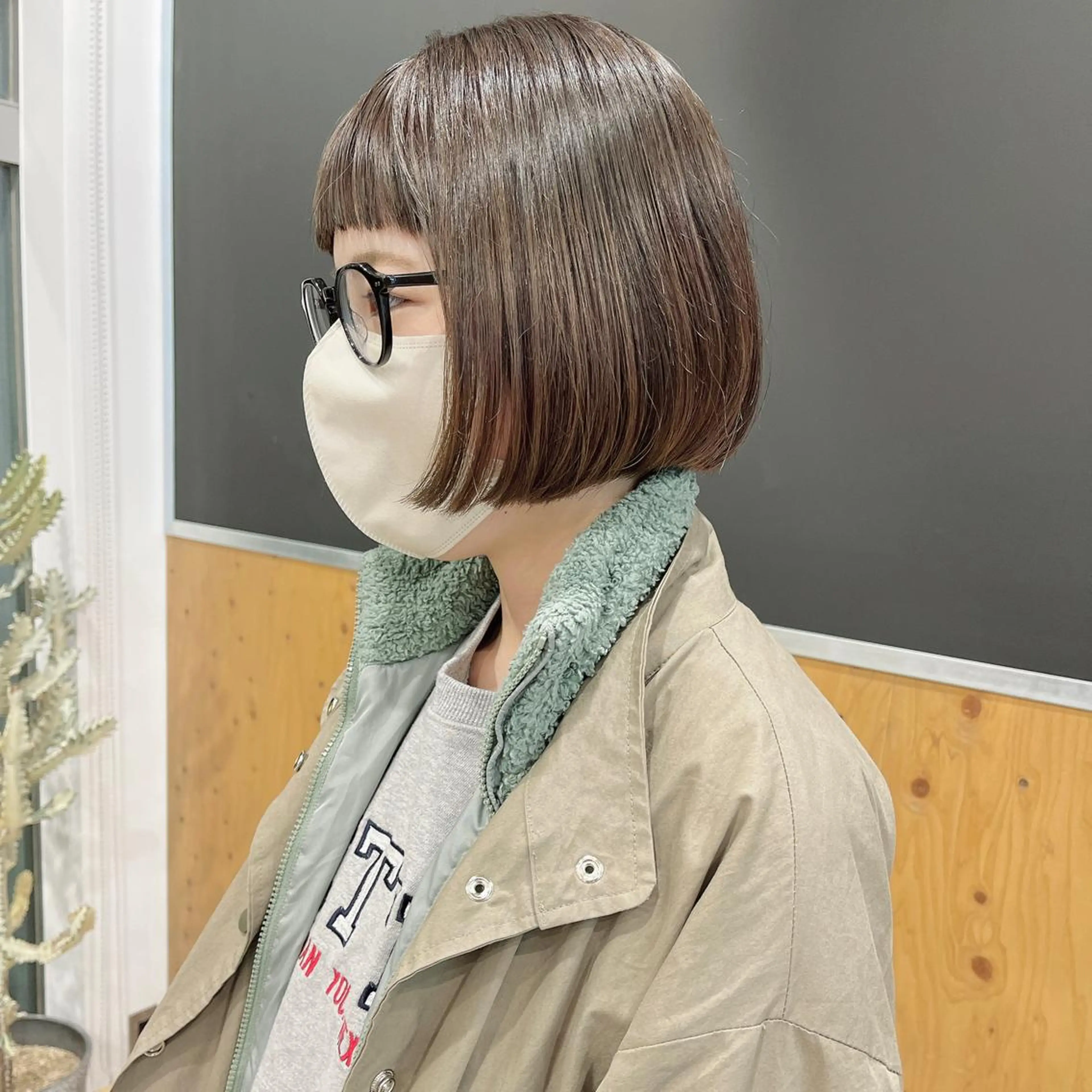 ショート カラー アラキチヒロ THE REMMYのヘアスタイル