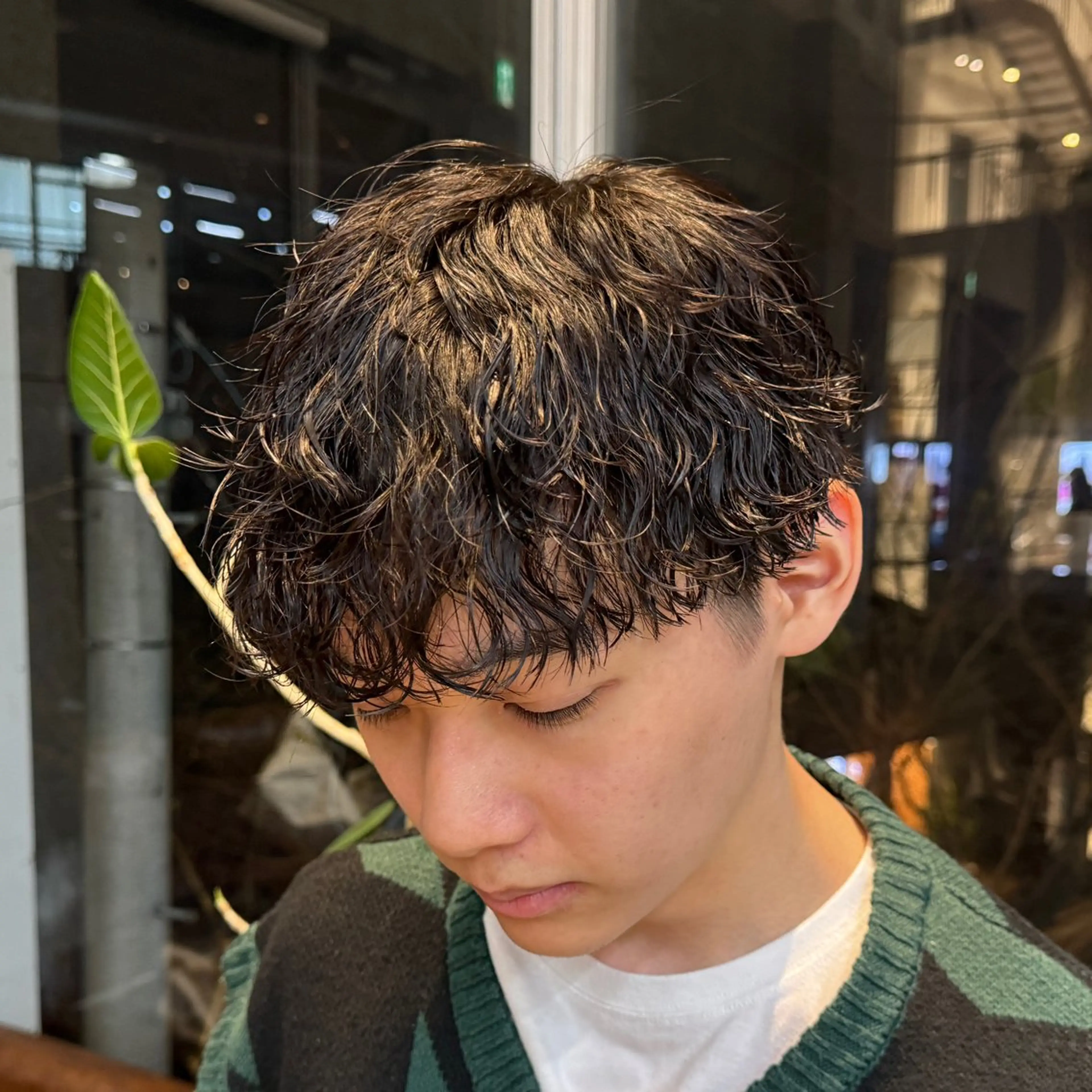 パーマ カット パーマ 艶髪ハイトーン× ボブ🥣アイネのヘアスタイル
