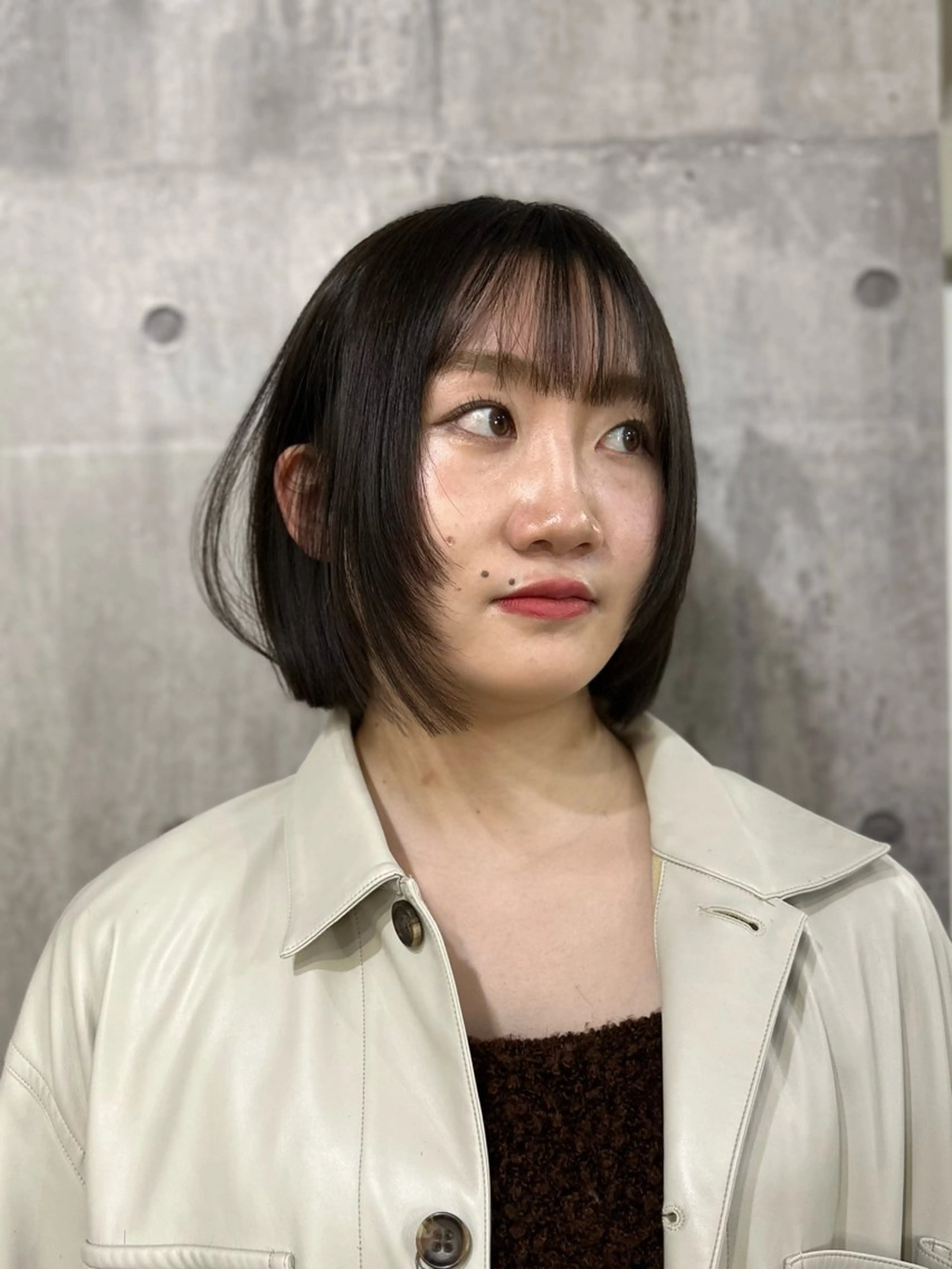 ショート カラー パーマ ヘアアレンジ メンズ 切りっぱなしボブ メンズ韓国風 ボブ くせ毛 髪質改善 韓国ボブ/髪質改善 ニュアンス特化RYOのヘアスタイル