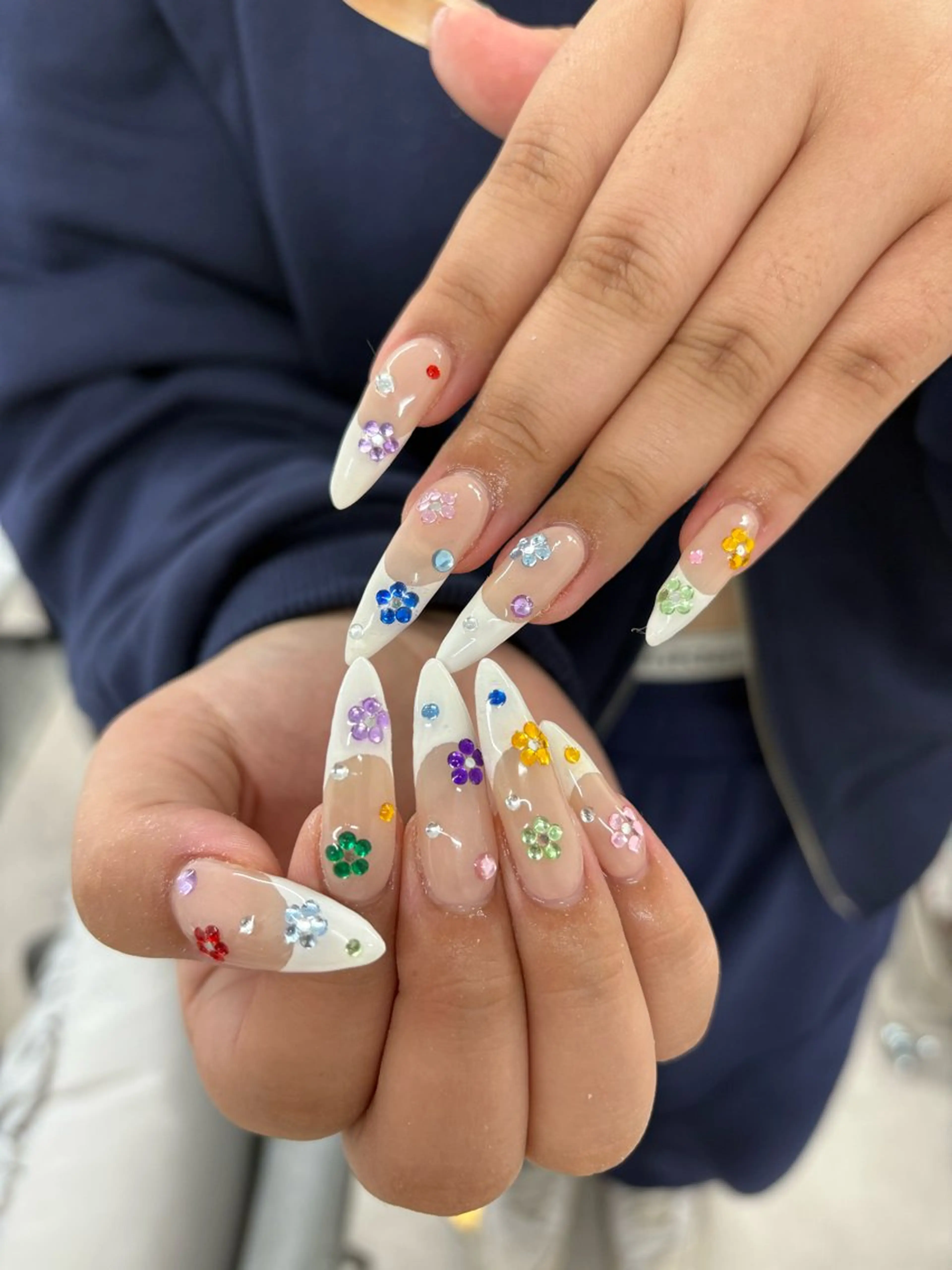 ネイル ハンドネイル yuria 🎀海外ネイル🌺のネイルデザイン