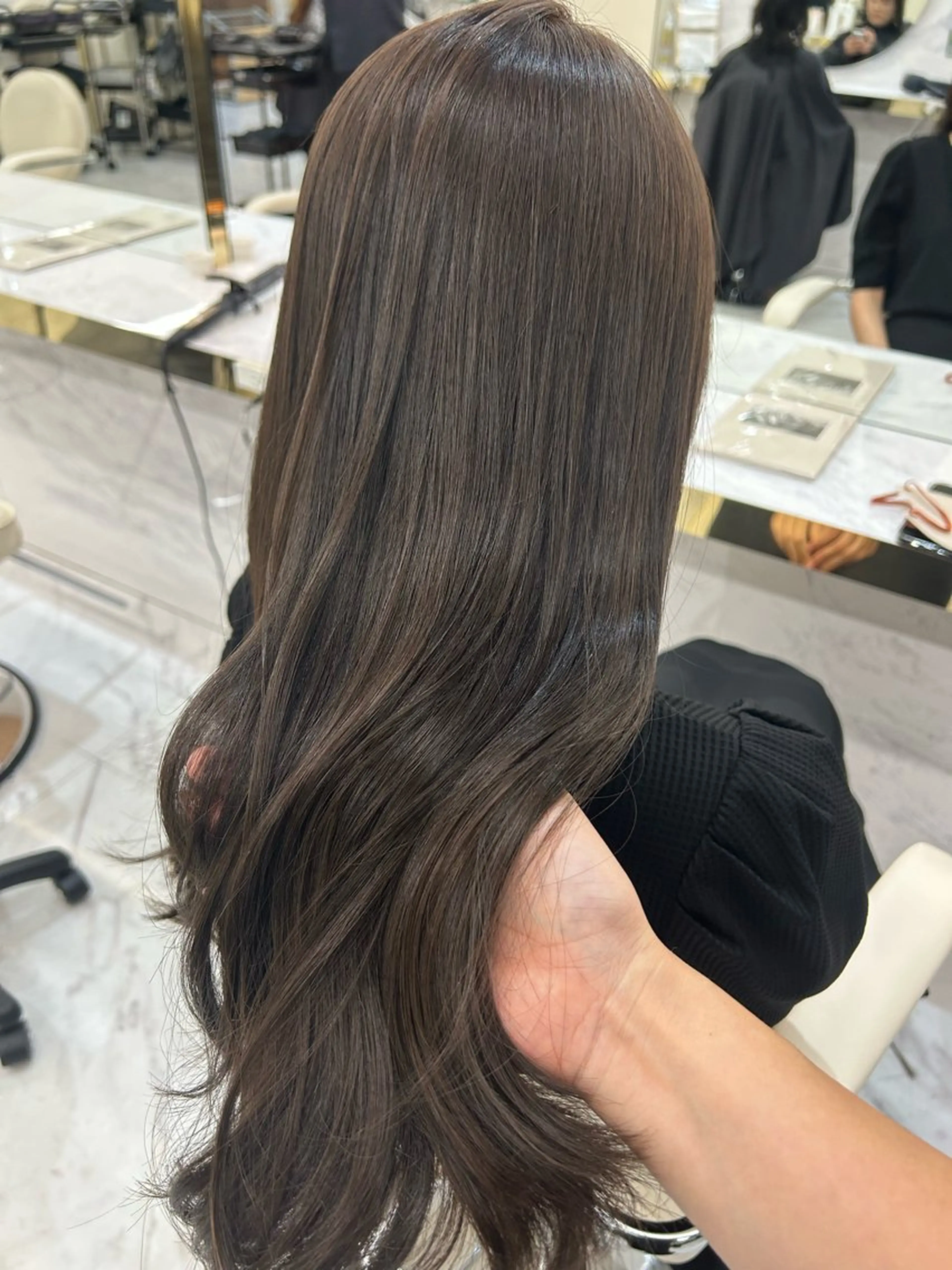 ロング 髪質改善カラー 🫧川井麻由のヘアスタイル