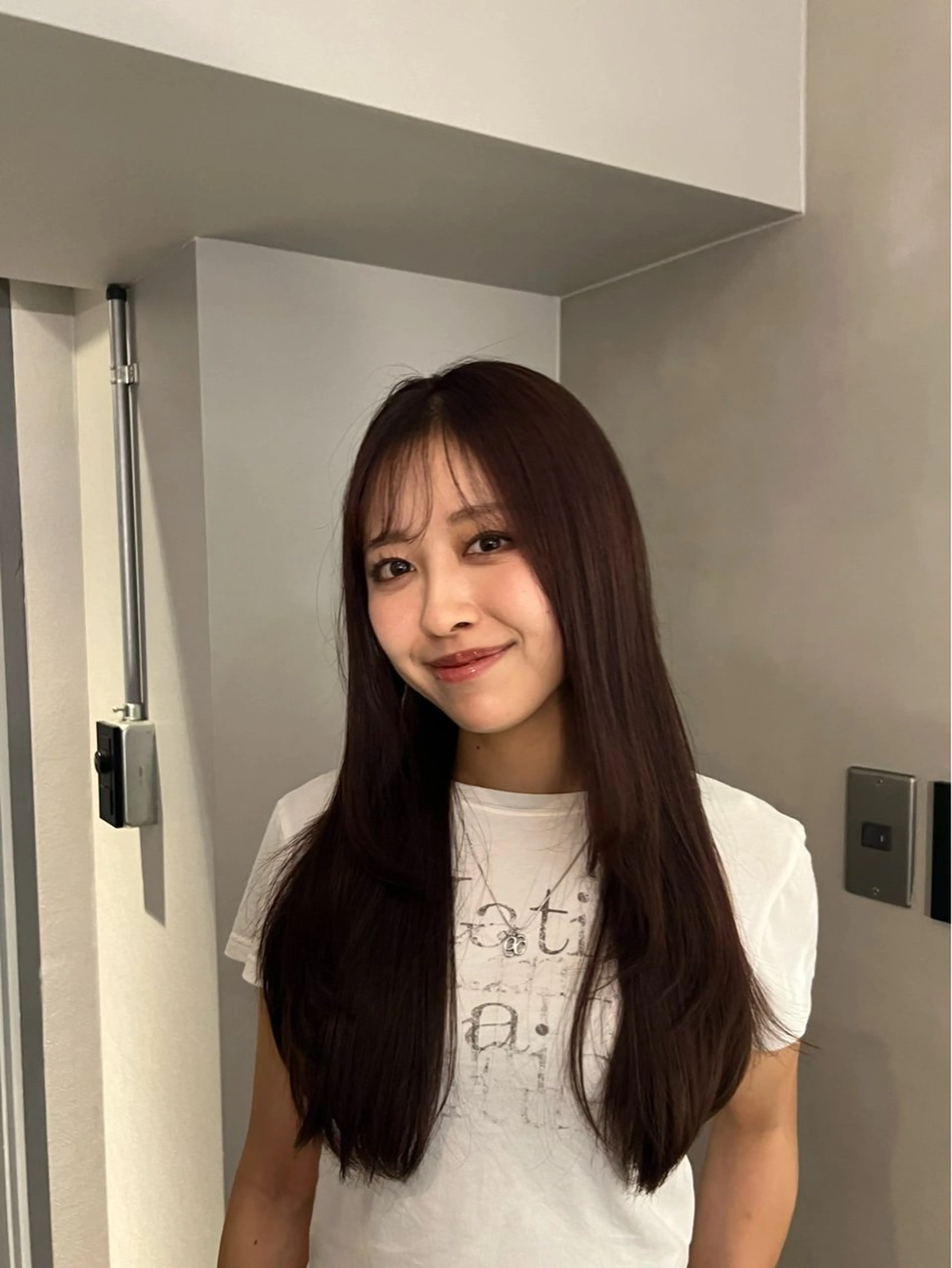 ロング 北見 桃夏のヘアスタイル
